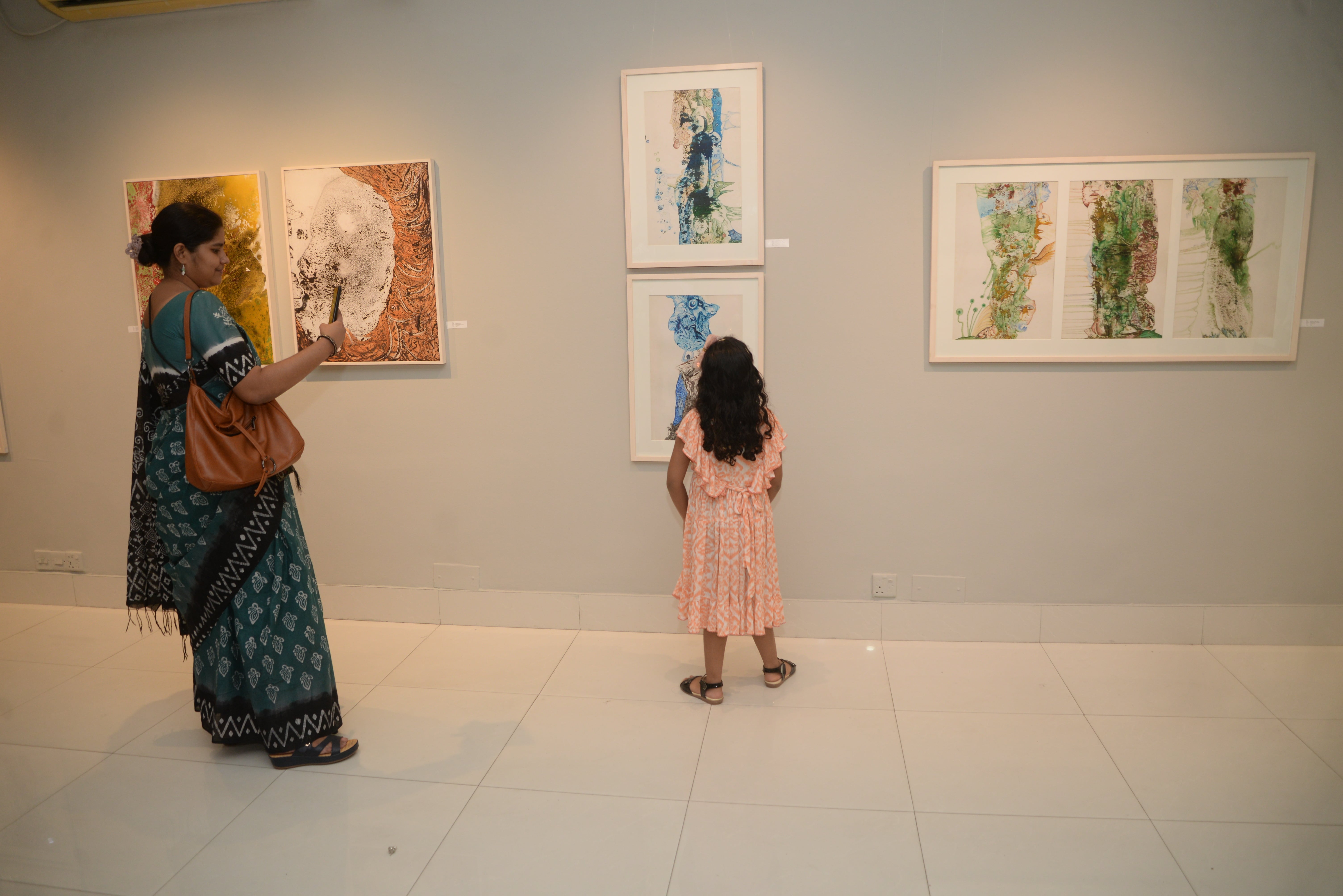 uttam_kumar_roys_solo_exhibition_2.jpg