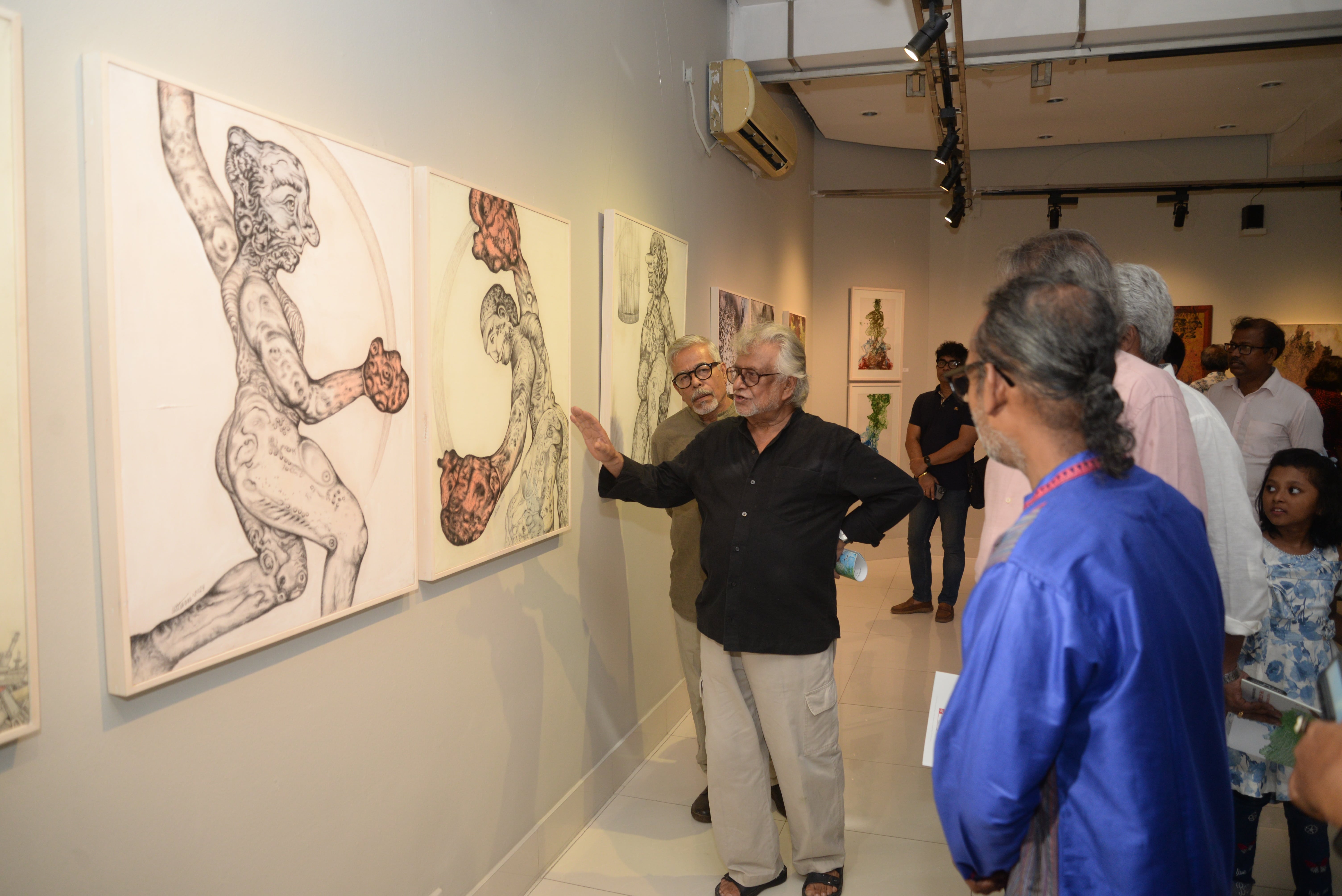 uttam_kumar_roys_solo_exhibition_7.jpg
