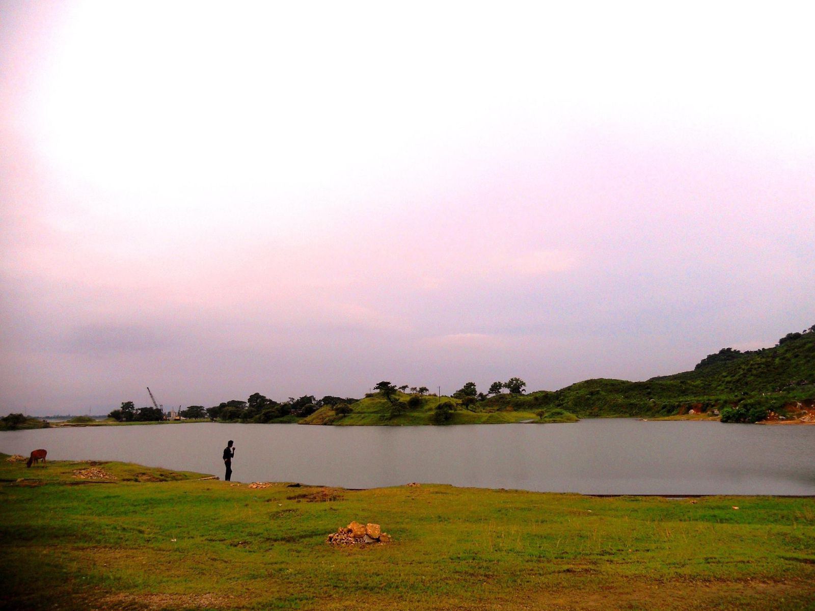 visiting Niladri Lake during monsoon