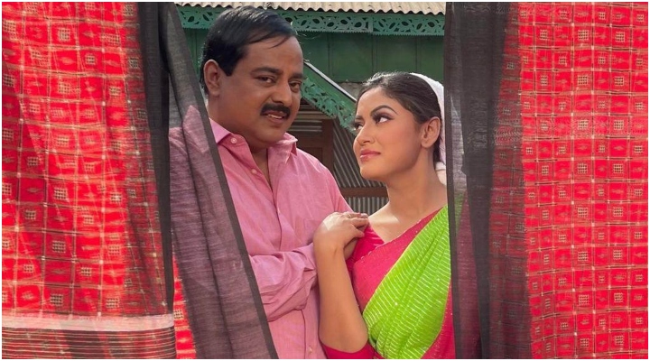 Omanush Holo Manush.jpg