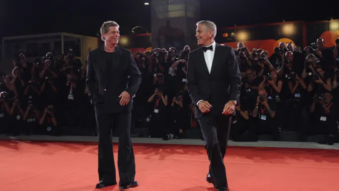 brad_pitt_and_george_clooney_2_0.jpg