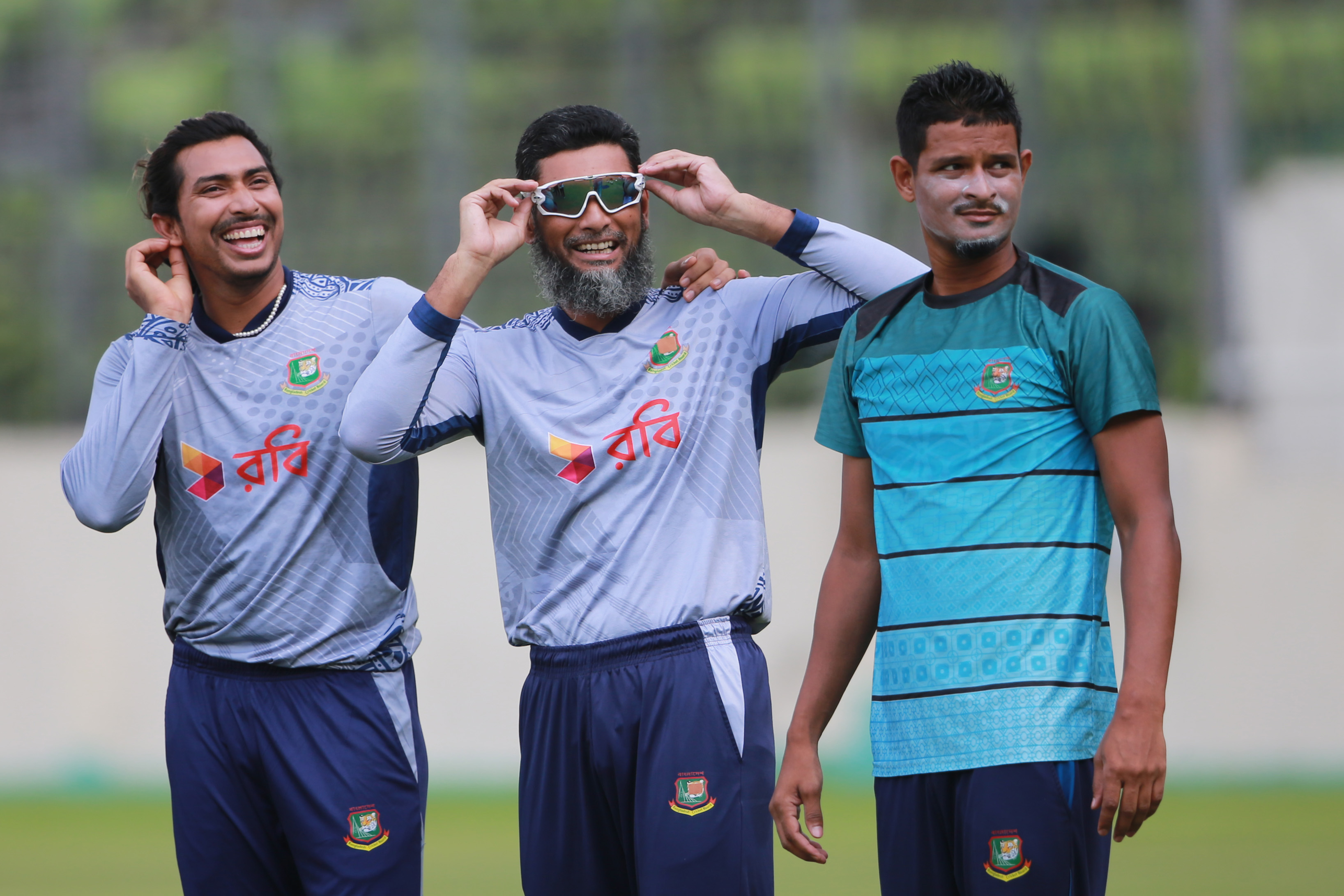 Mahmudullah, Soumya Sarkar, Nasum Ahmed.jpg