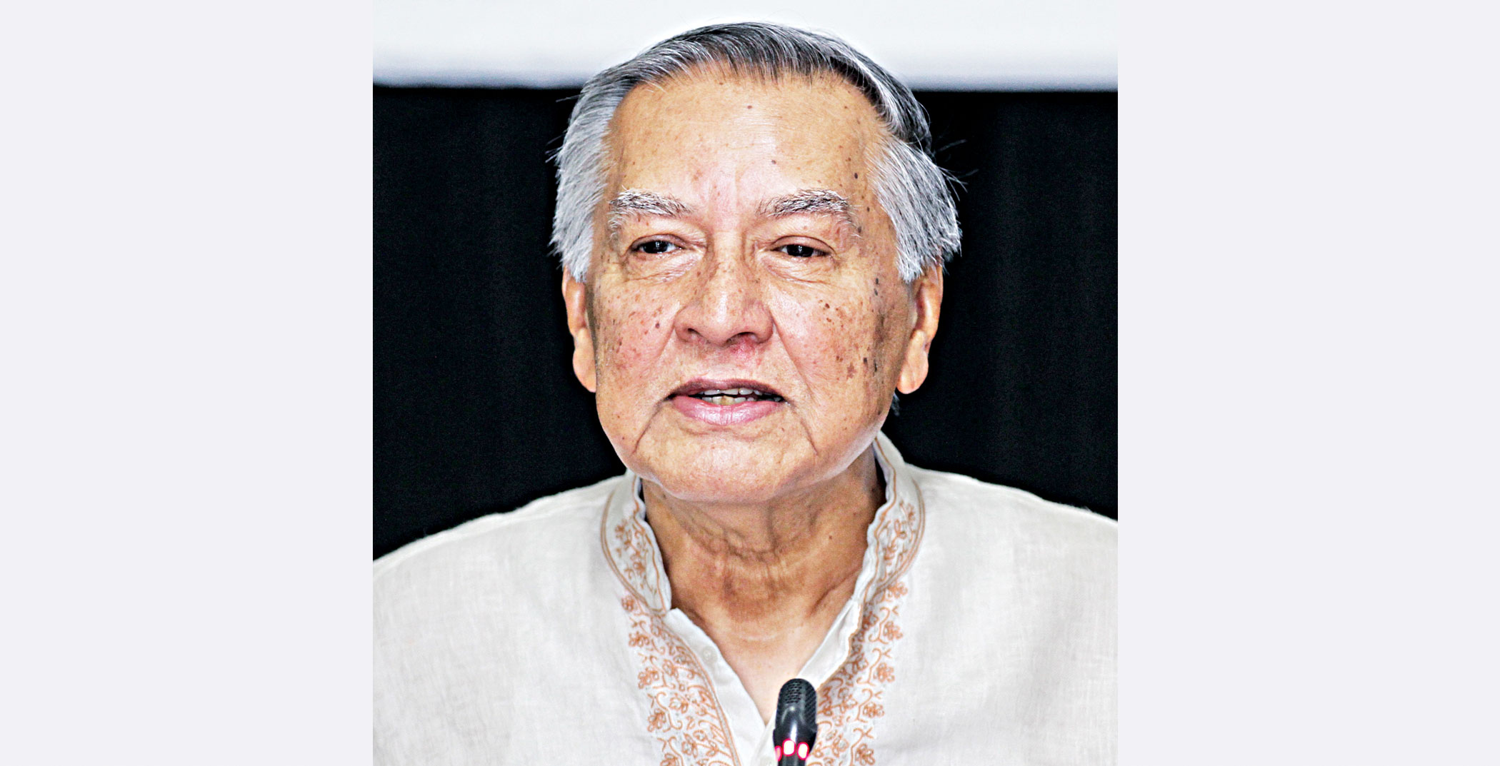 mahfuz-anam.jpg