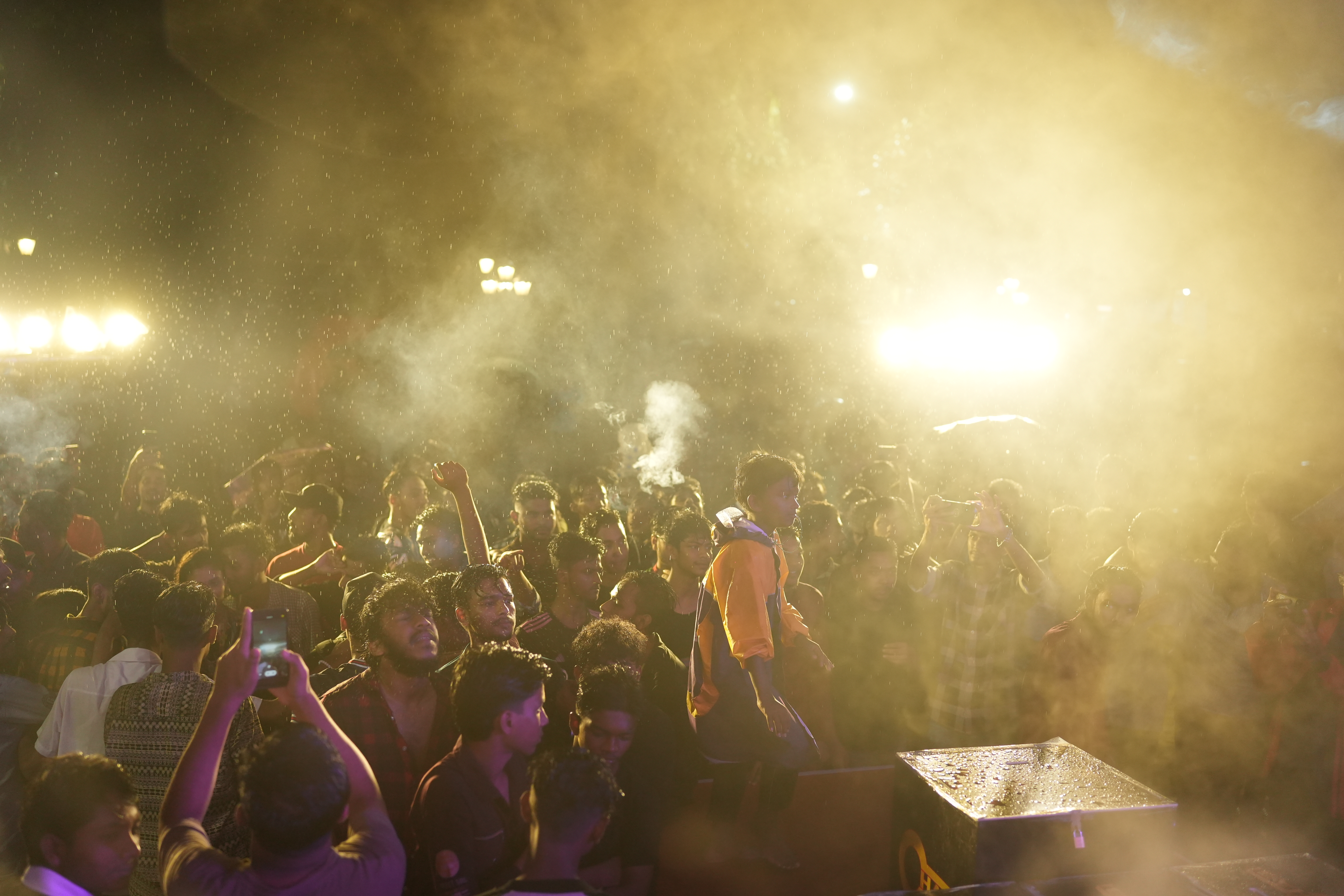 punorbashon_concert_1.jpg