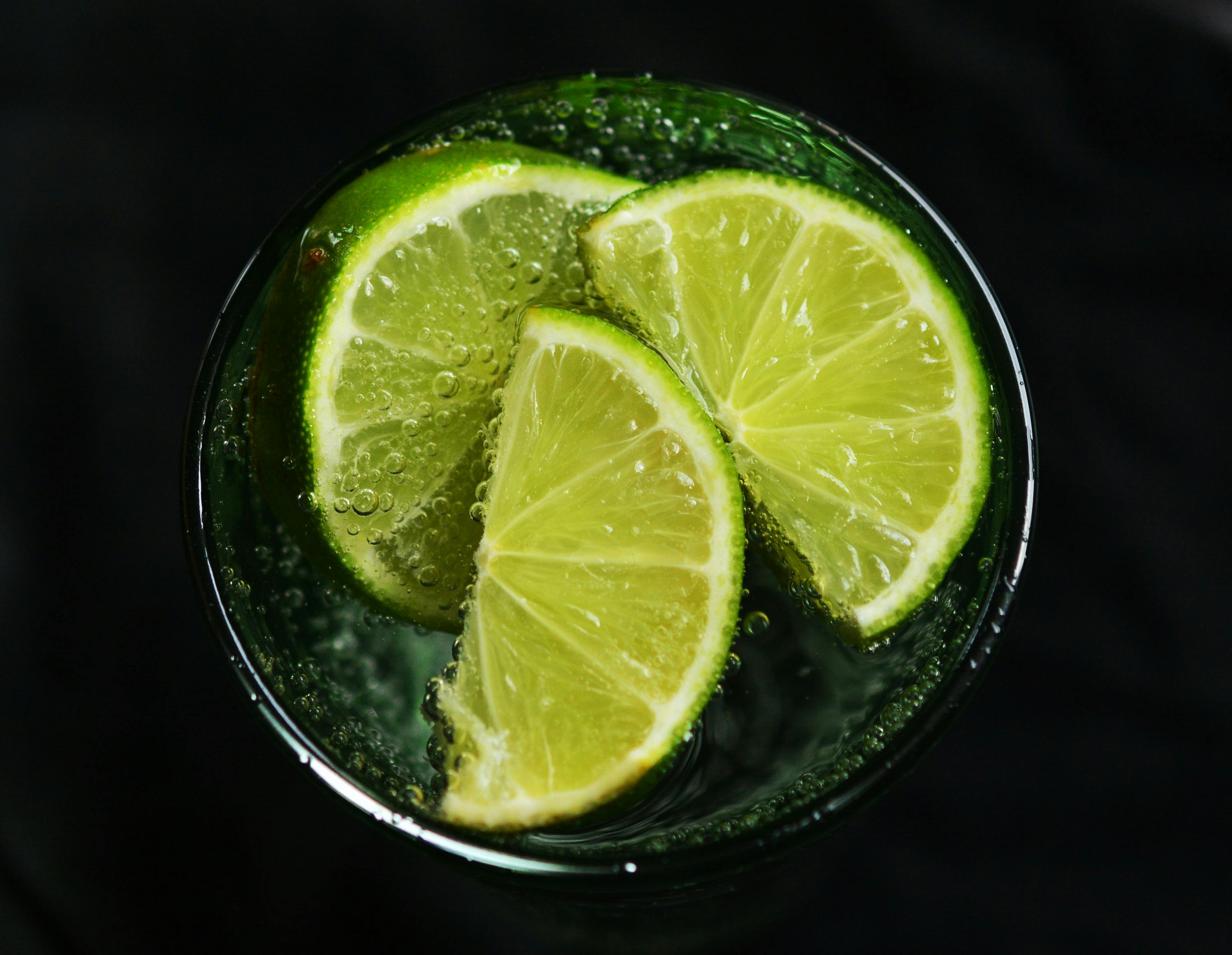 Lemon ginger    Does detoxing have to be torture? Not with these 3 yummy drinks!