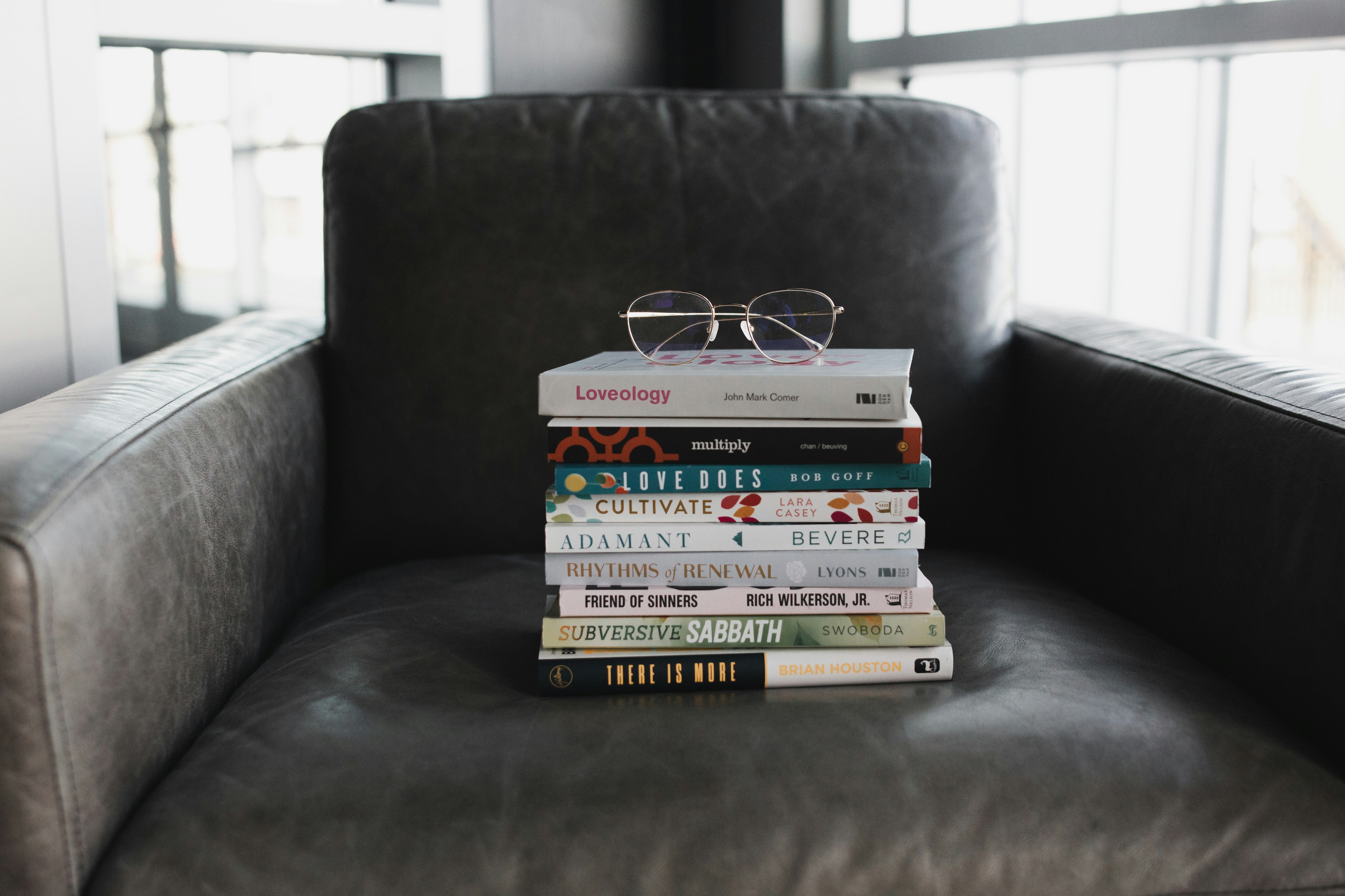 Why wait for the 'perfect moment'? Start these 5 micro habits today!                alexandra-fuller-4rnlzjzemms-unsplash.jpg