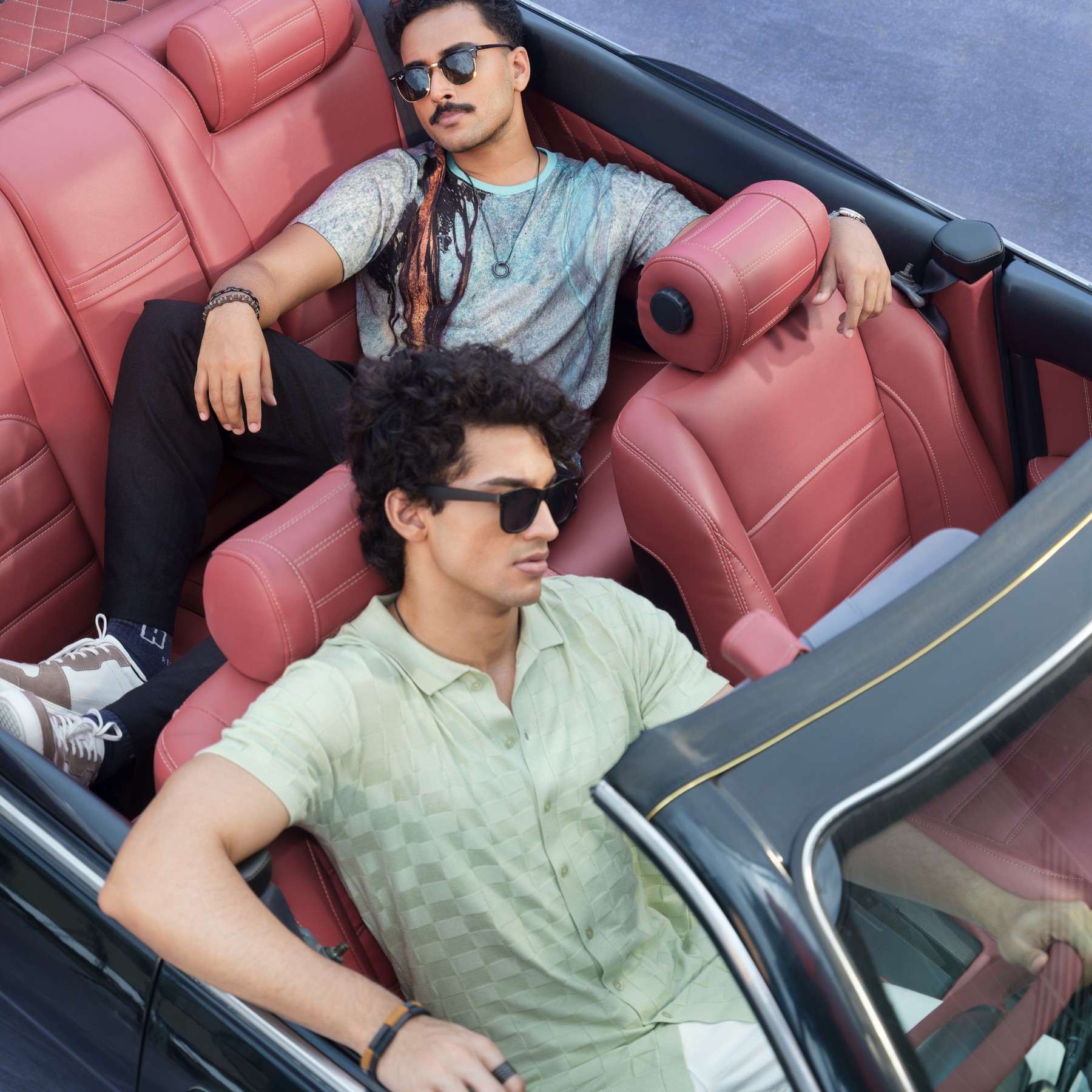 magazine-03.jpg