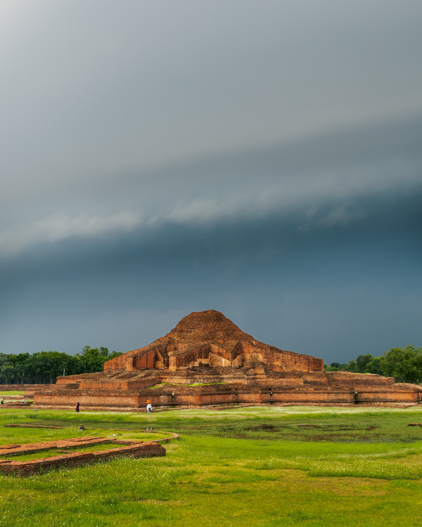 POR  Think you've seen it all? Wait till you visit this 8th-century gem in Bangladesh