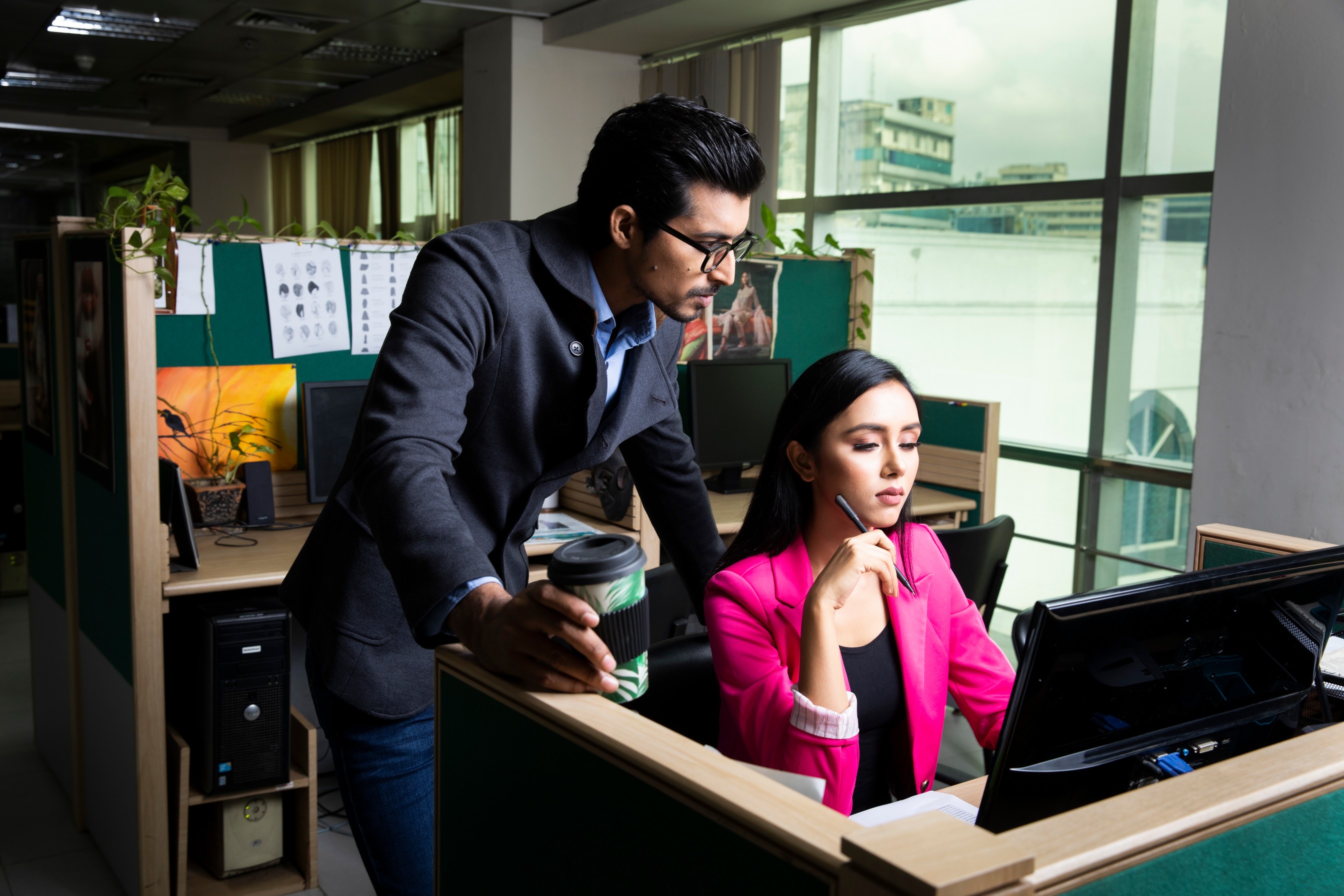 Is your wardrobe sabotaging your career? Time for a style intervention! 
