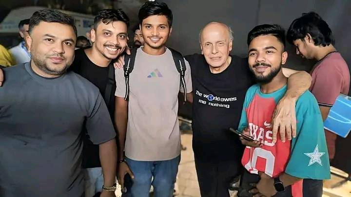 mahesh_bhatt_shakib_khan_3.jpg