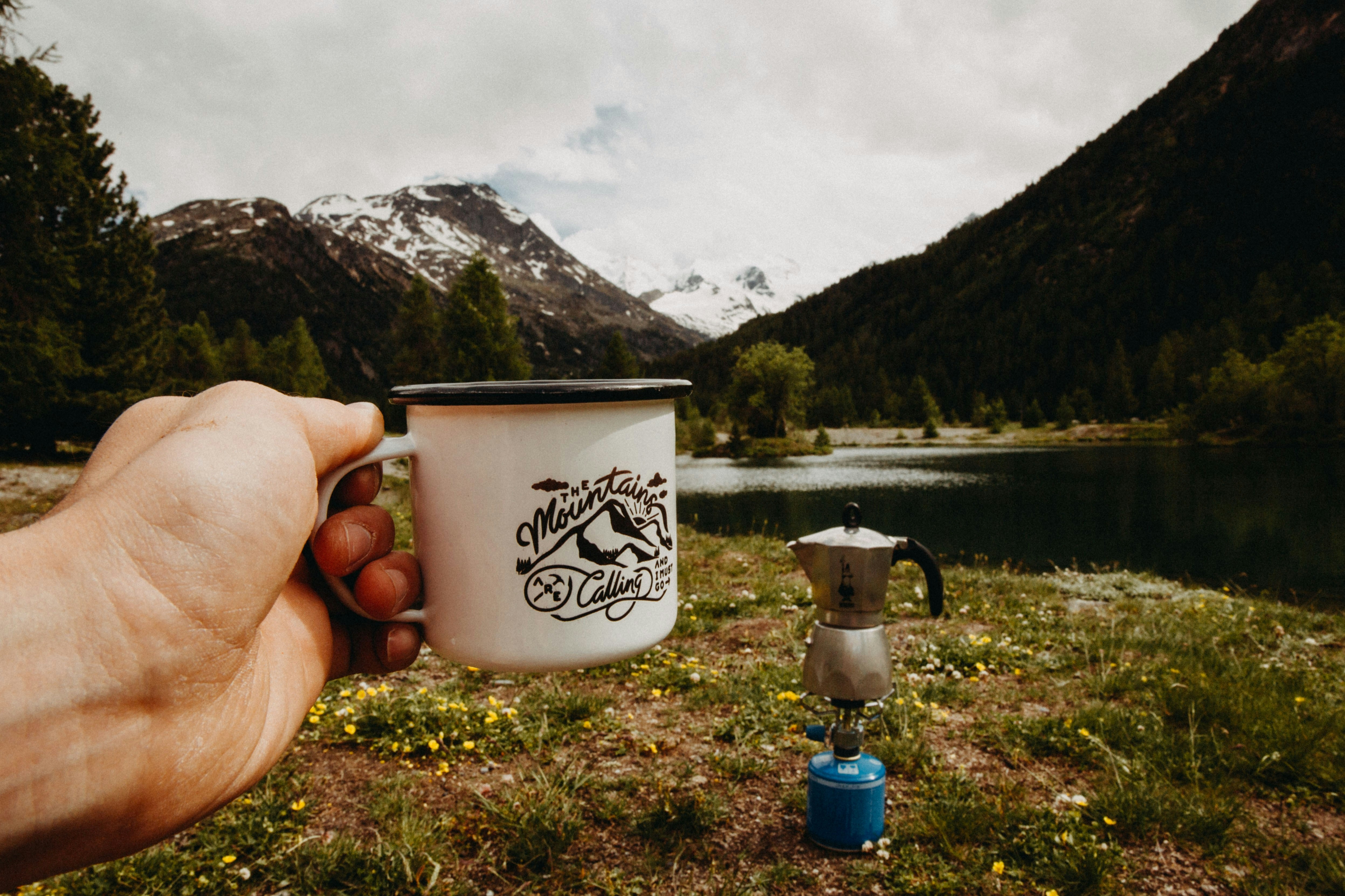 How to trick your body into being a morning person (yes, it’s possible!)              kevin-schmid-avey5upojzm-unsplash.jpg