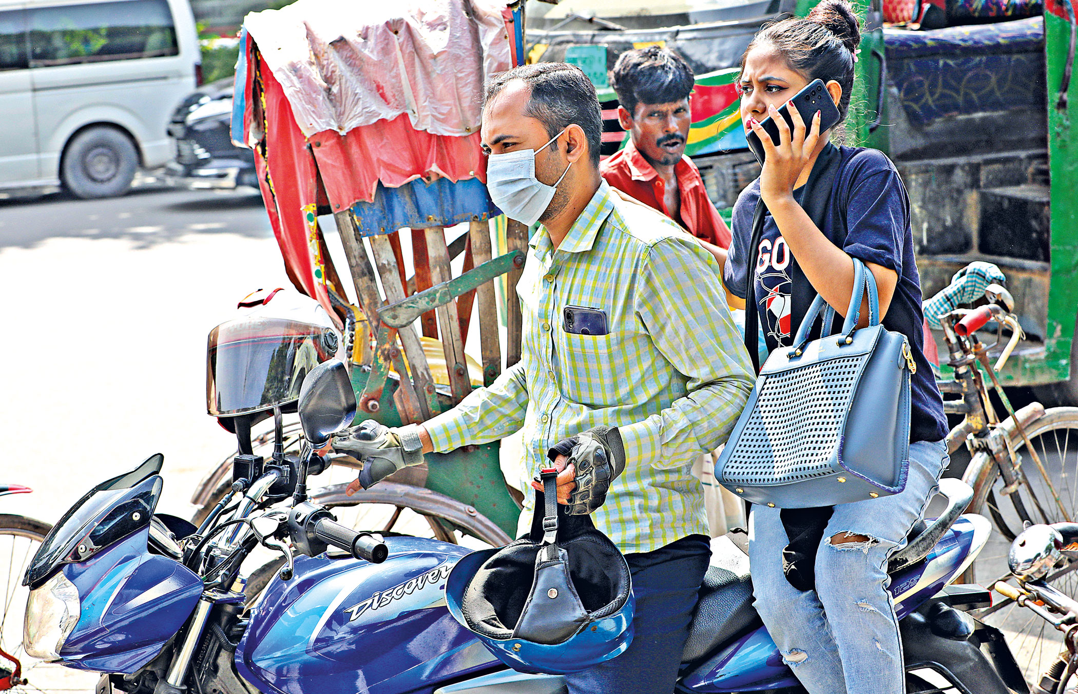 daily life of Dhaka bike riders