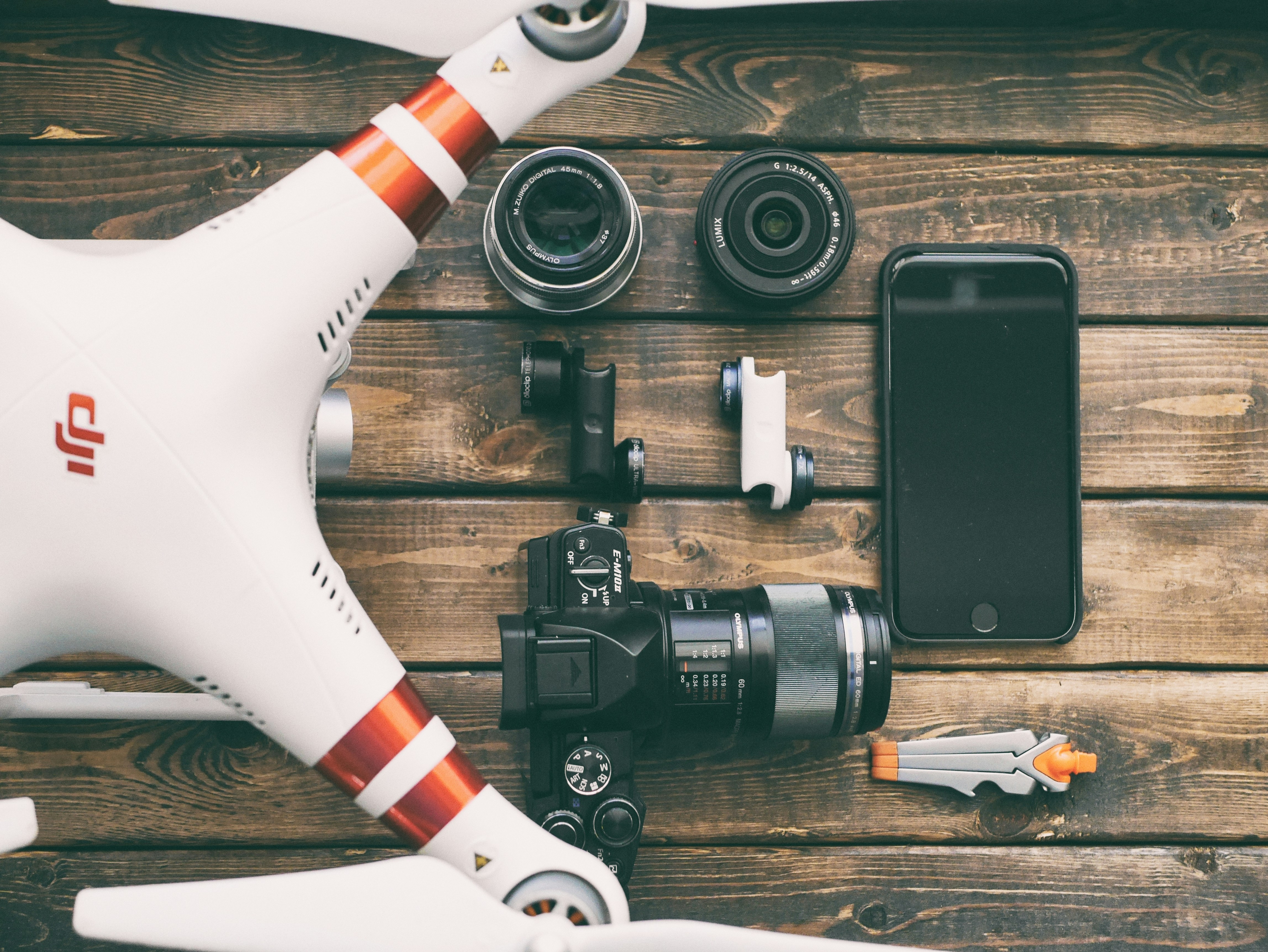 Can you hear the buzz? It’s the sound of new drone laws grounding content creators           aaron-burden-yfnx8dac3um-unsplash.jpg