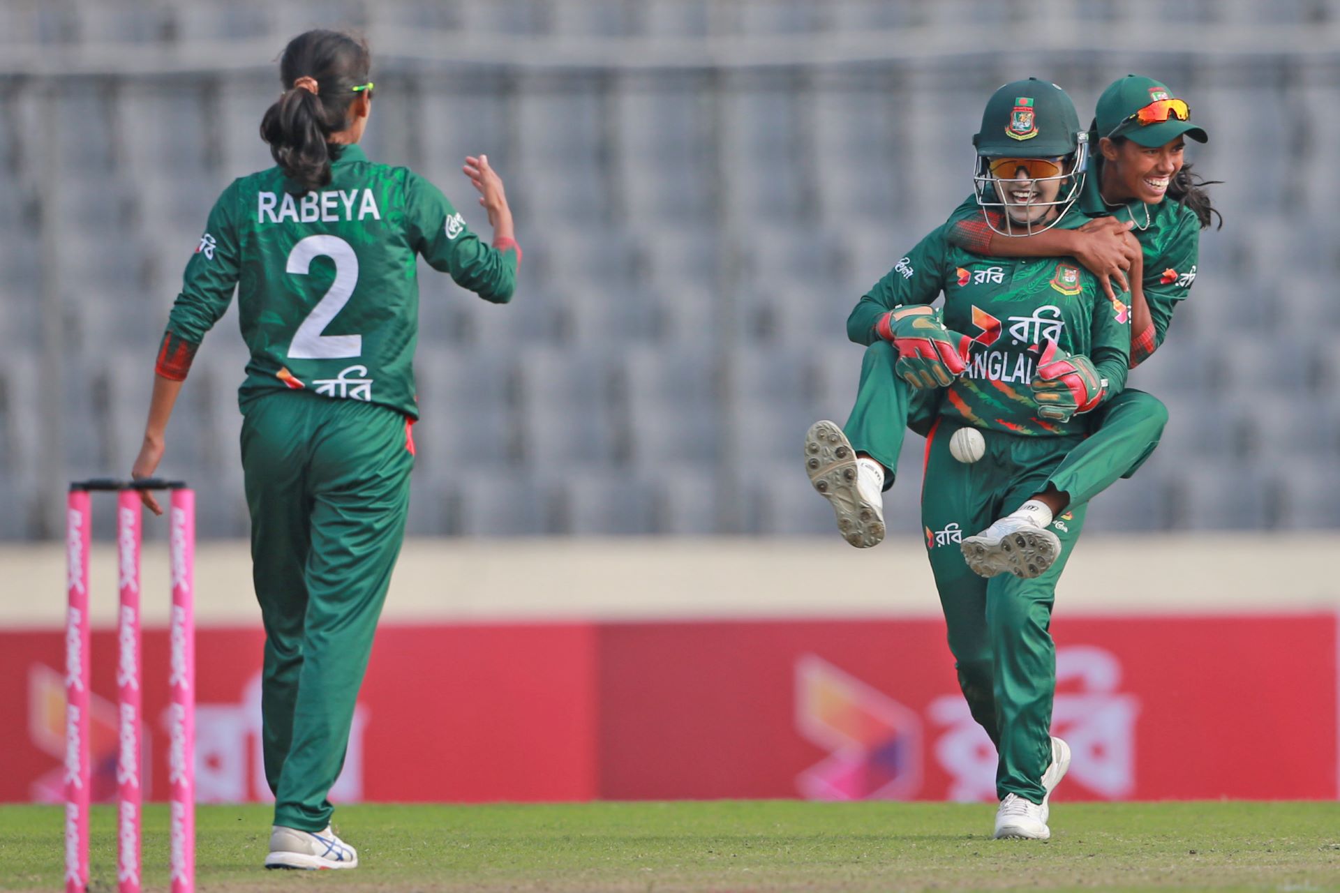 tigresses_joty.jpg