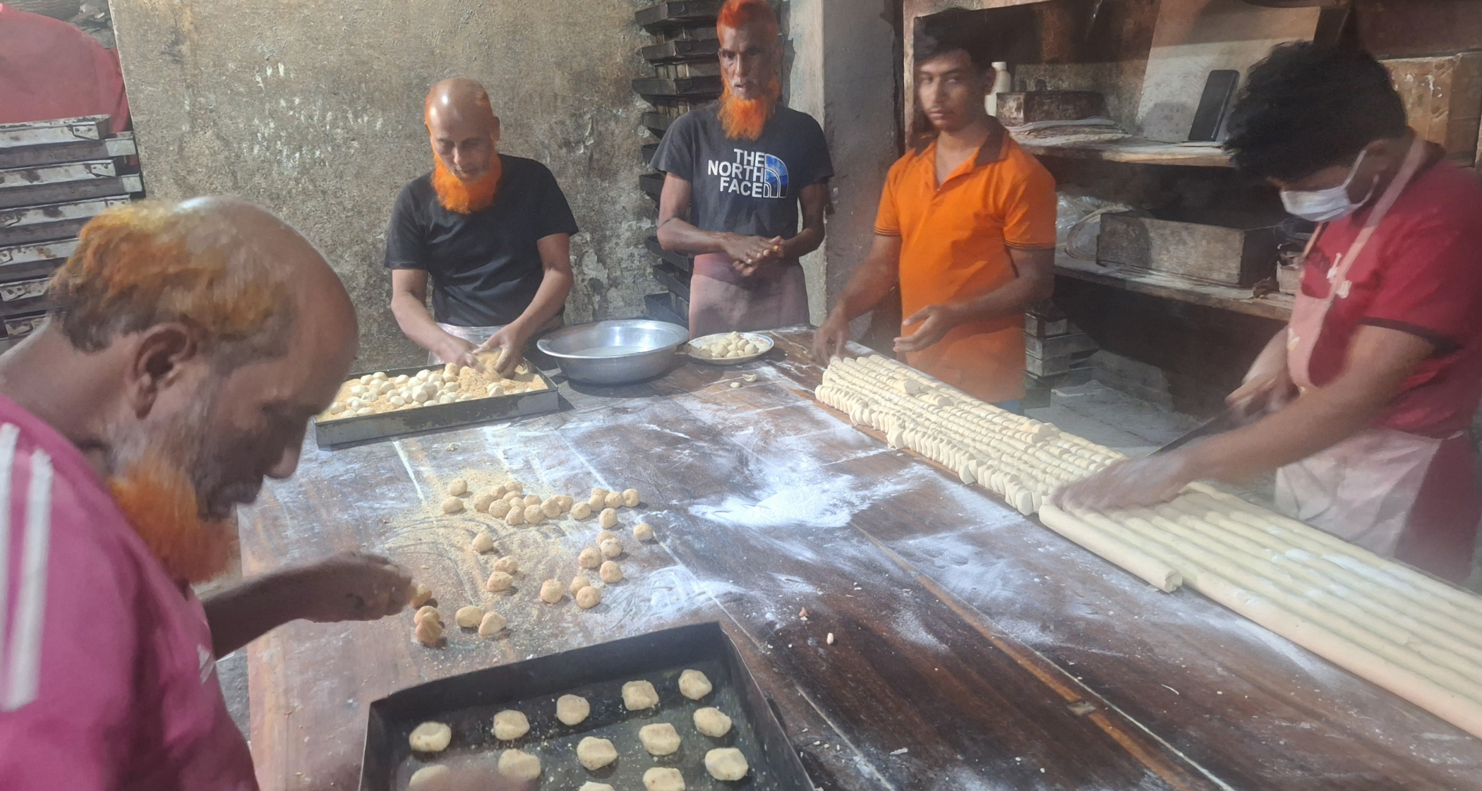 fakir-chan-bakery-barishal-02.jpg