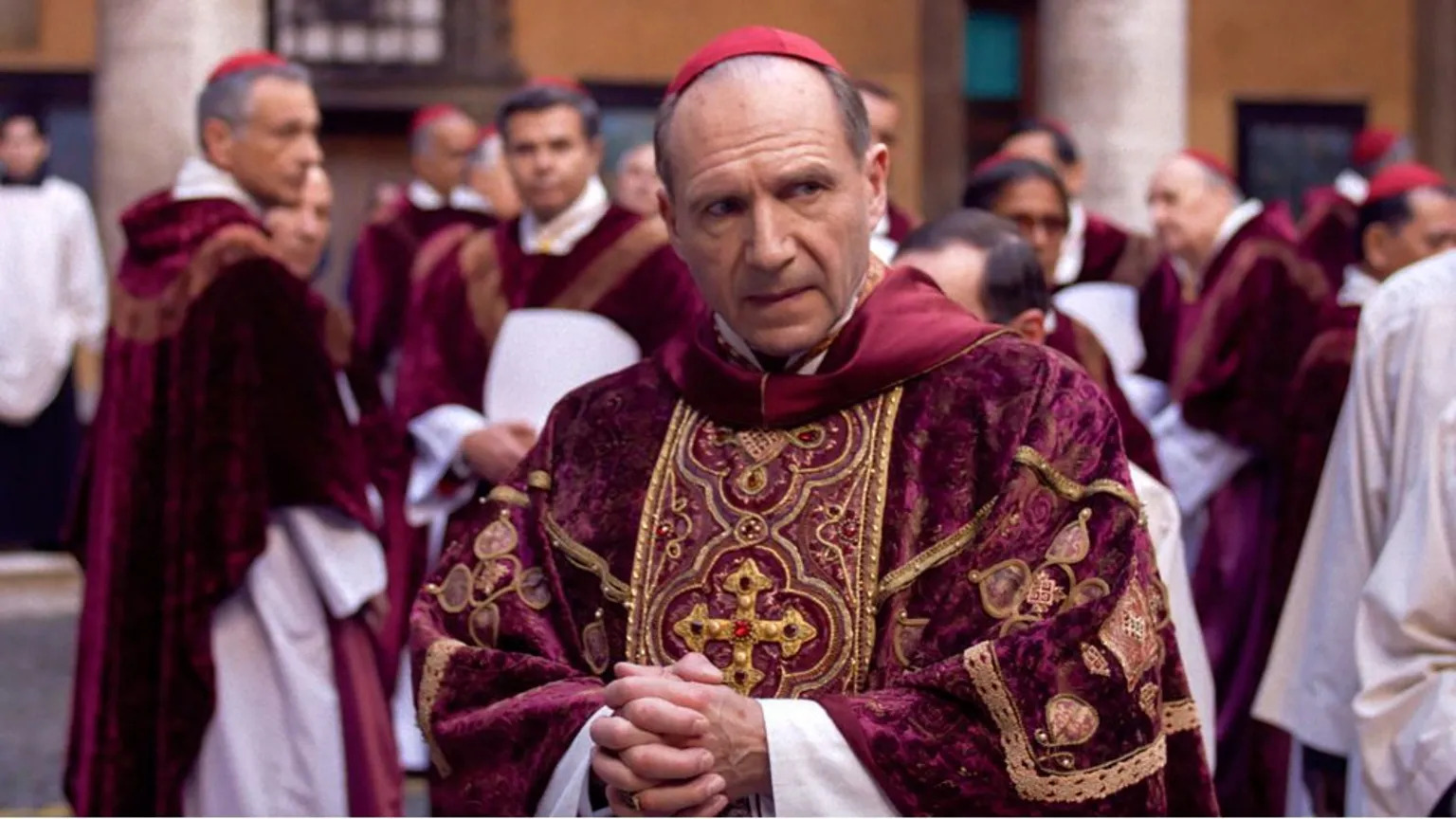 ralph_fiennes_.jpg