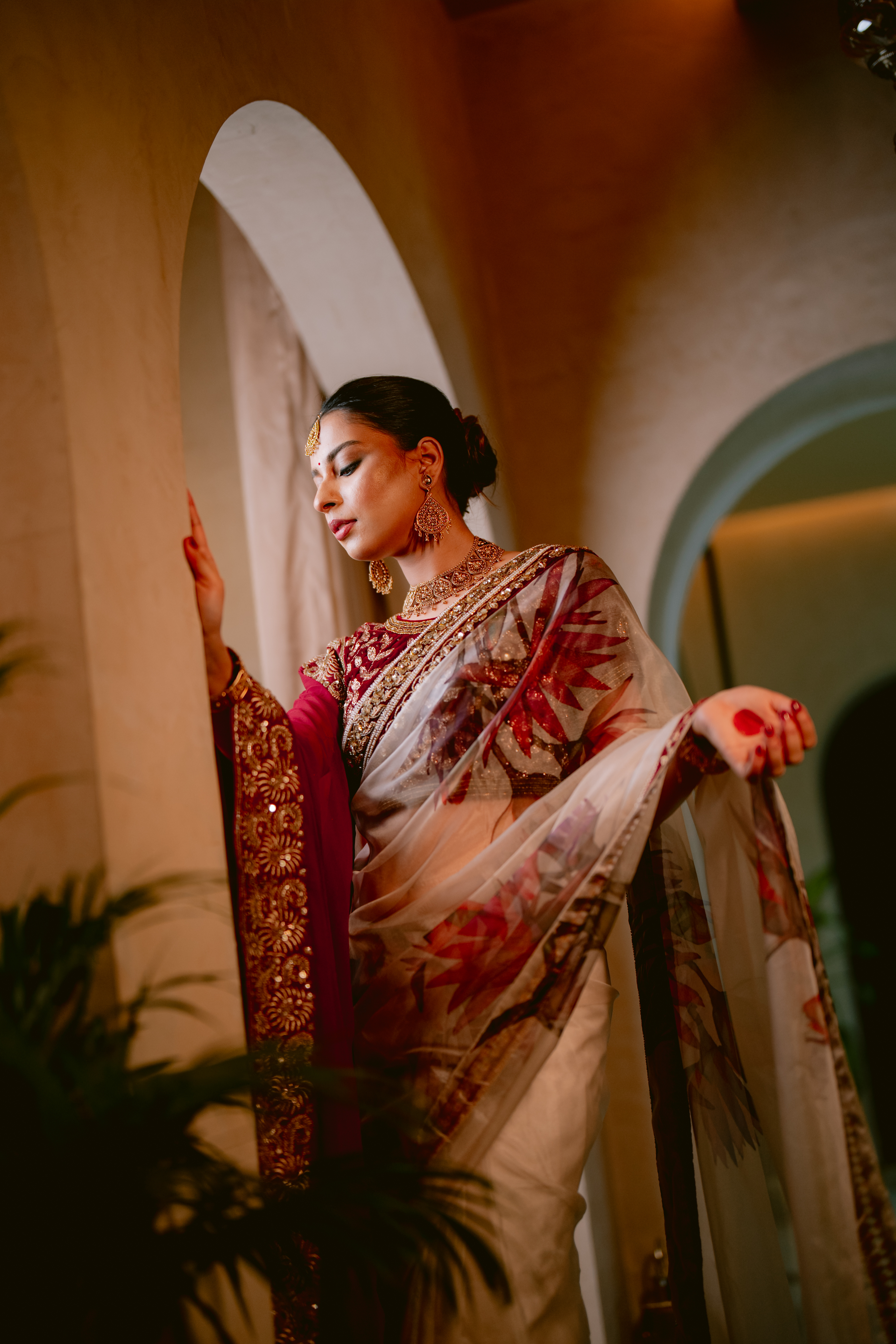 Ditch the glitter; wear heritage: Benarasi and muslin sarees for the win