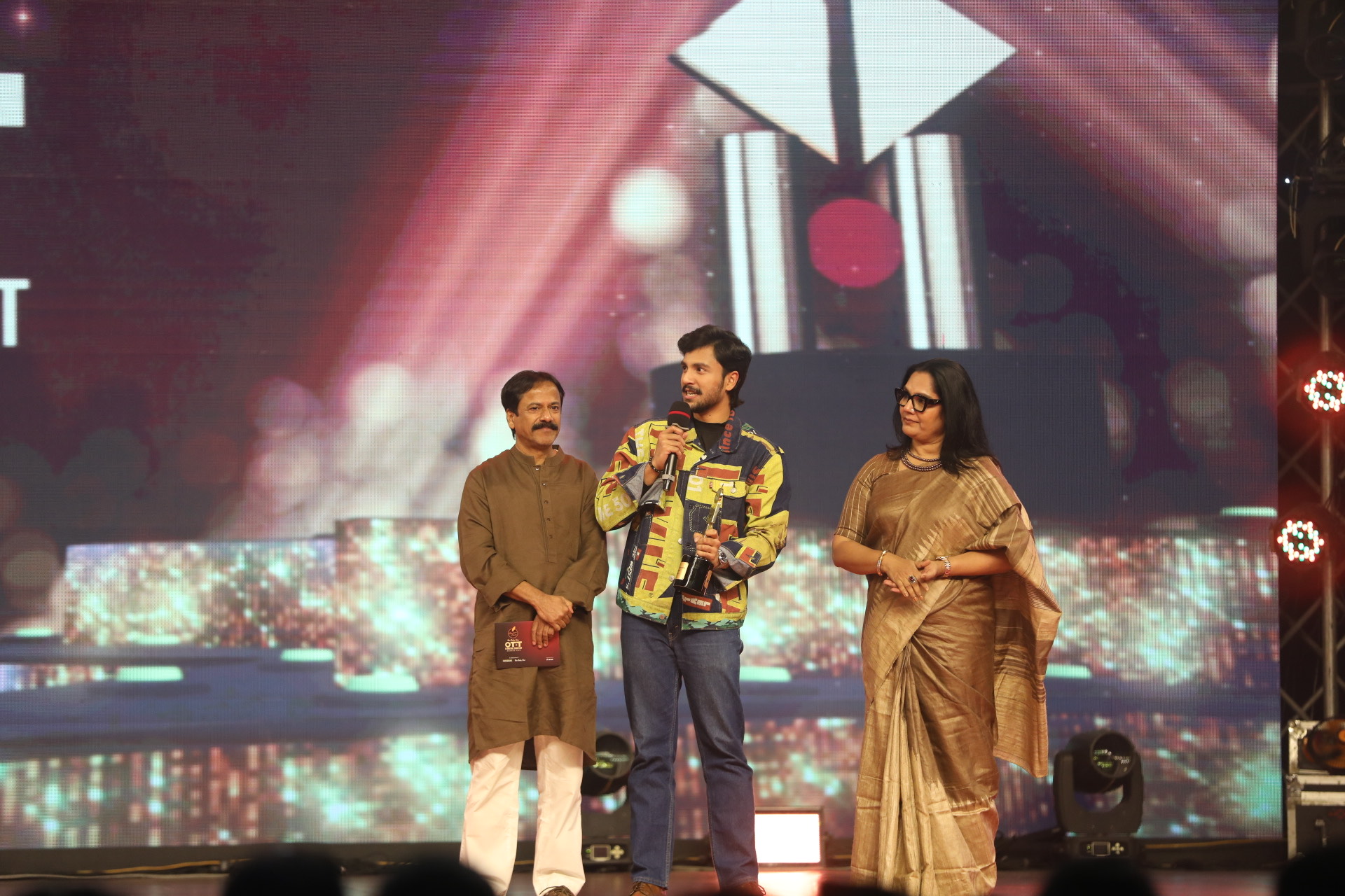 Dibya Jyoti, Tanzika Amin win Best Supporting awards