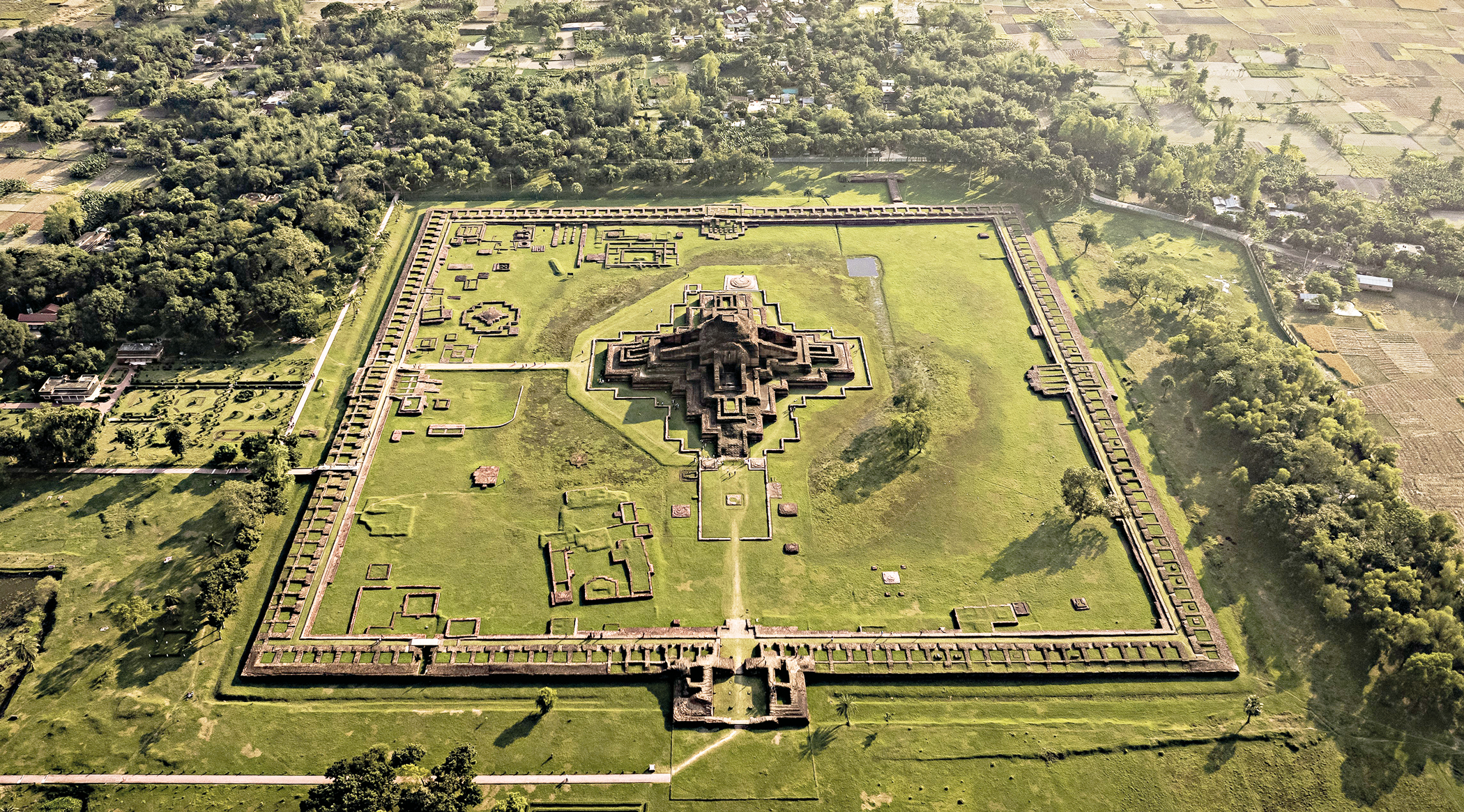 crown-jewels-of-bengal-8.jpg