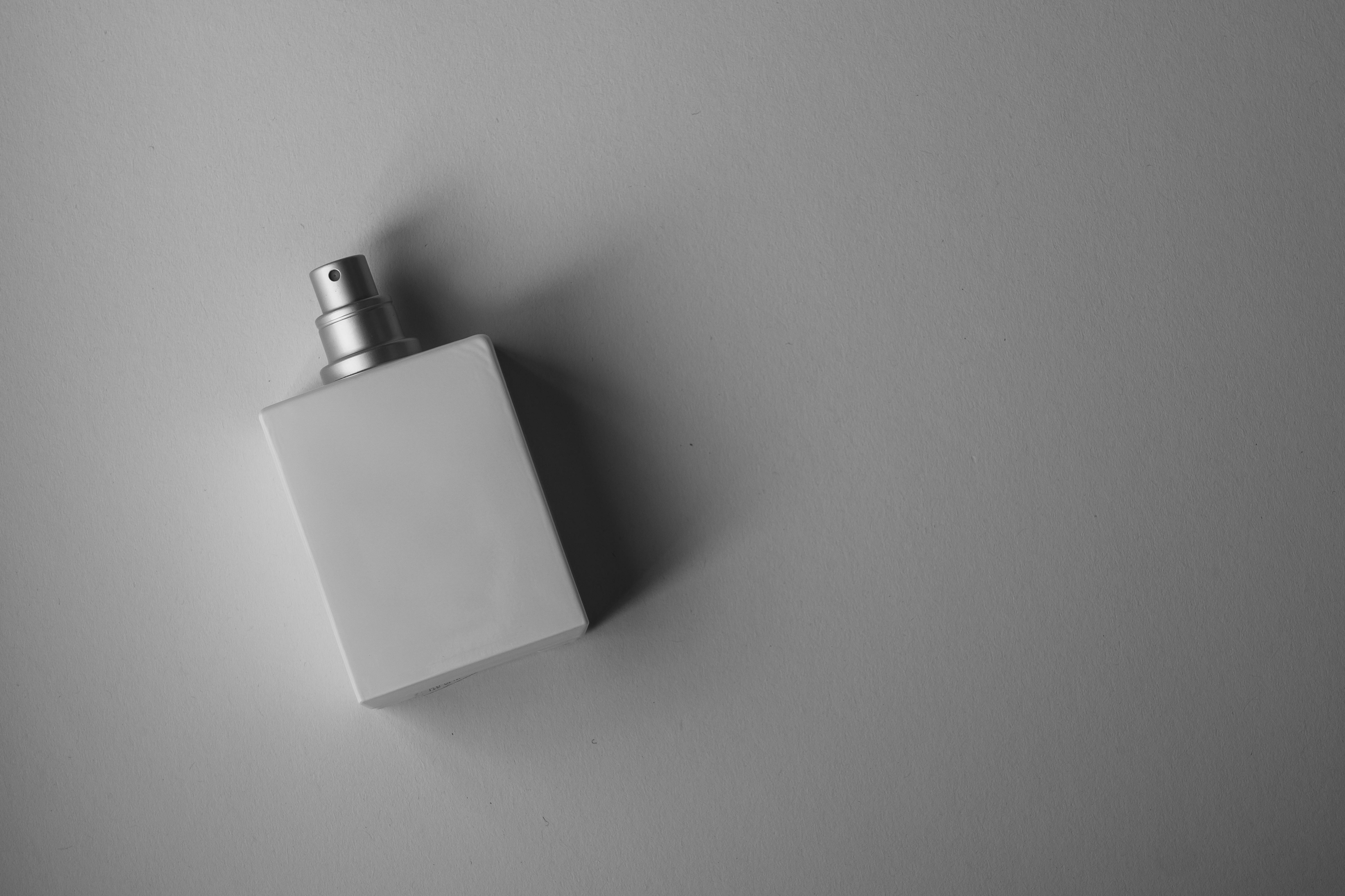 How to smell amazing without suffocating the room              pexels-castorlystock-3785784.jpg