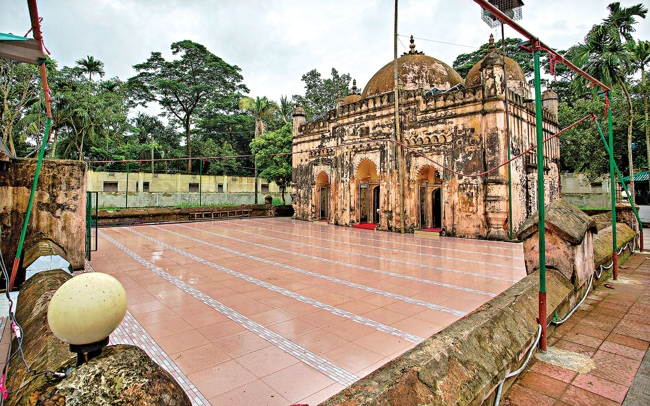 bakshi-hamid-mosque-ctg-01.jpg