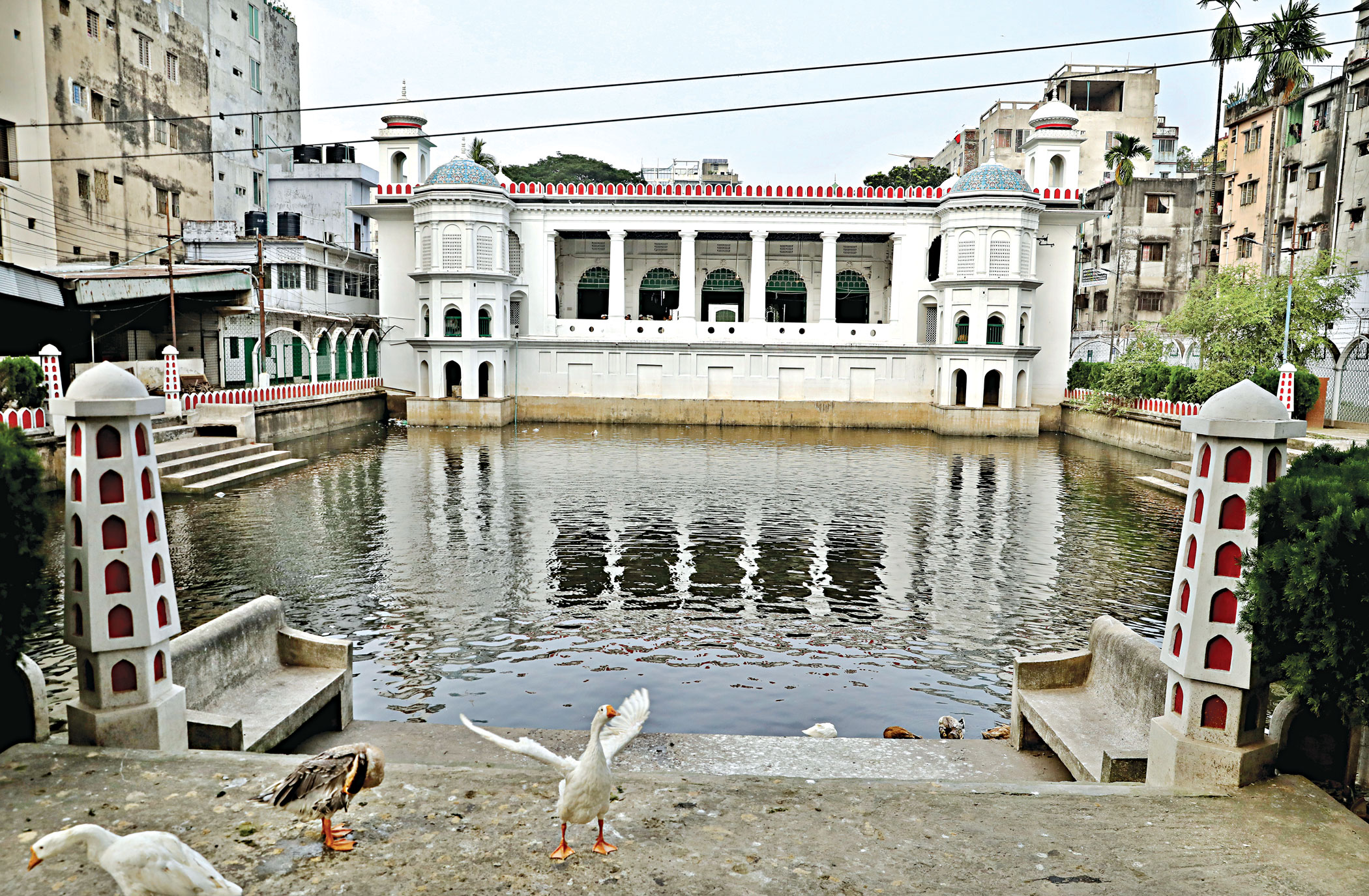 the-hussaini-dalan-is-an-imambara.jpg
