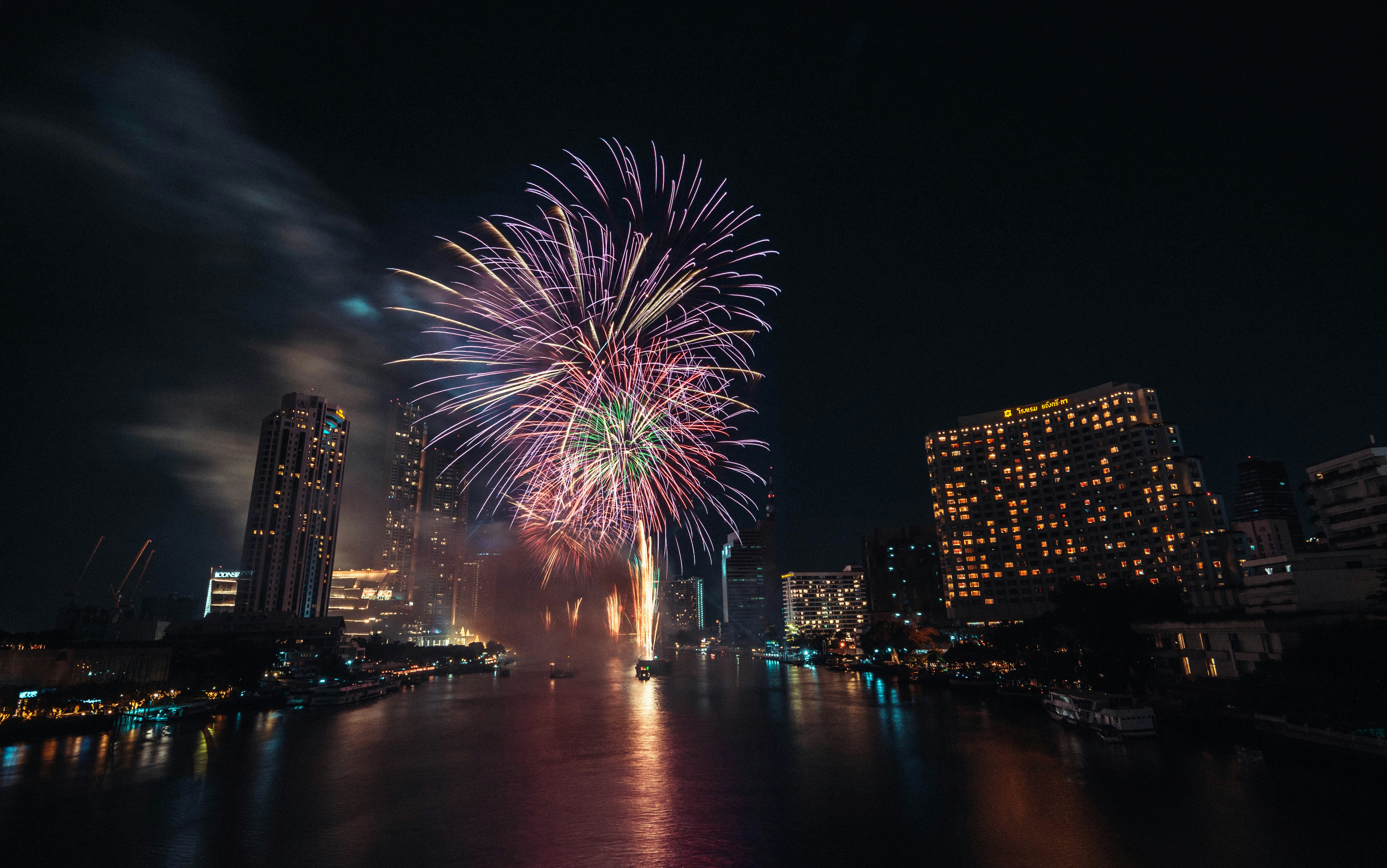 Thailand    Top 5 destinations for an unforgettable New Year's Eve celebration       pond-gotishatiankul-lrrk4pwohmq-unsplash.jpg
