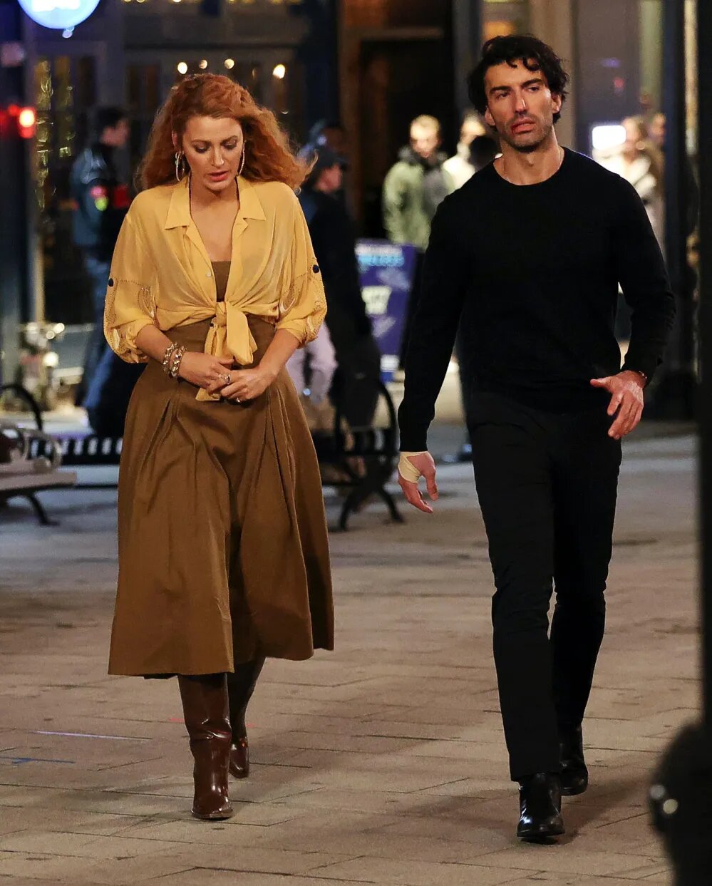 Justin Baldoni sues New York Times for $250m over Blake Lively story.jpg