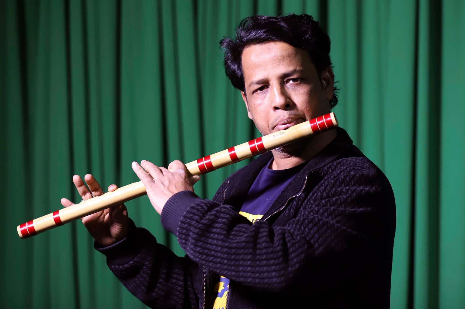 Shahidul Islam: 3 decades of flute serenades .jpg