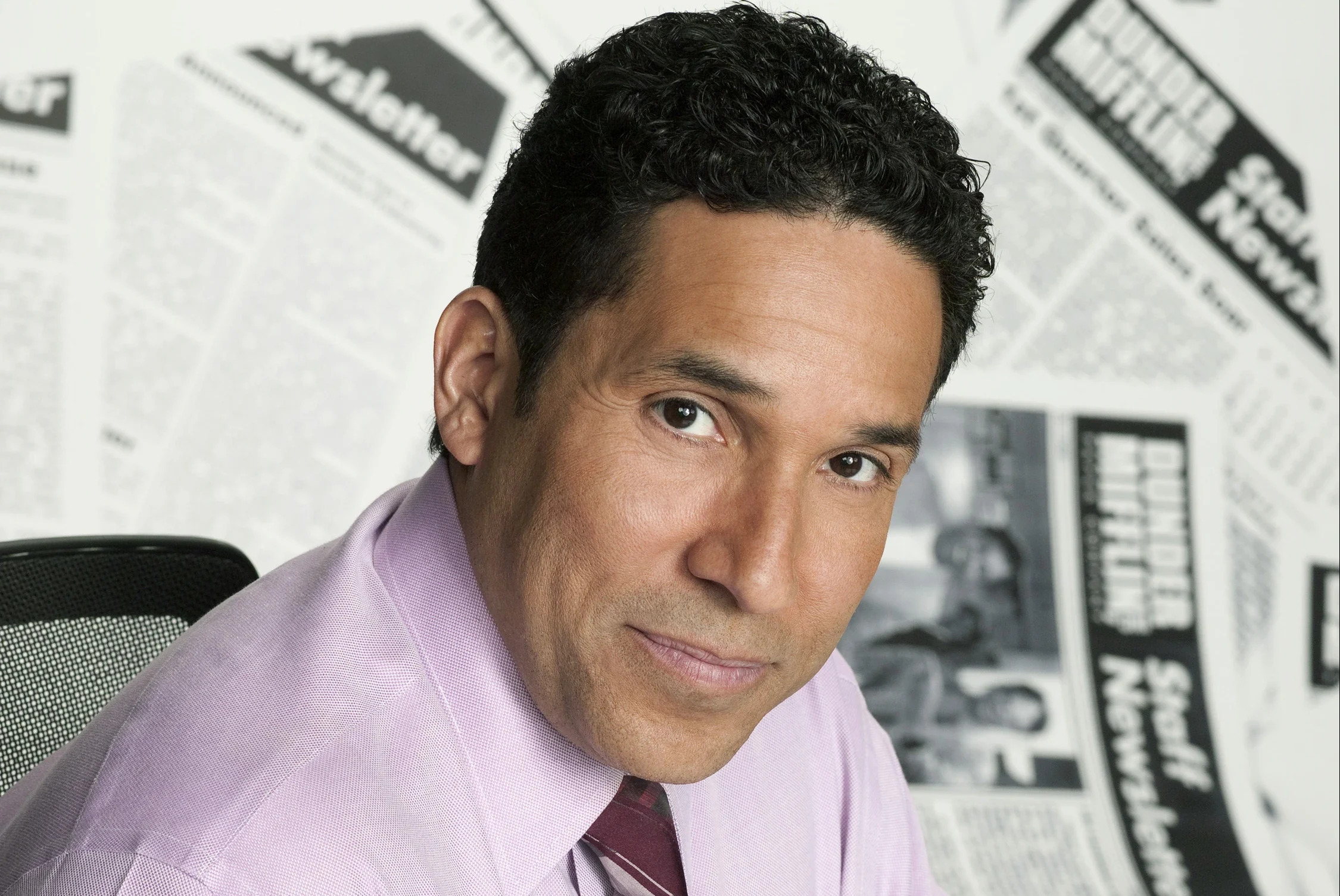 peacocks_office_spinoff_brings_back_oscar_nunez_as_oscar_martinez_.jpg