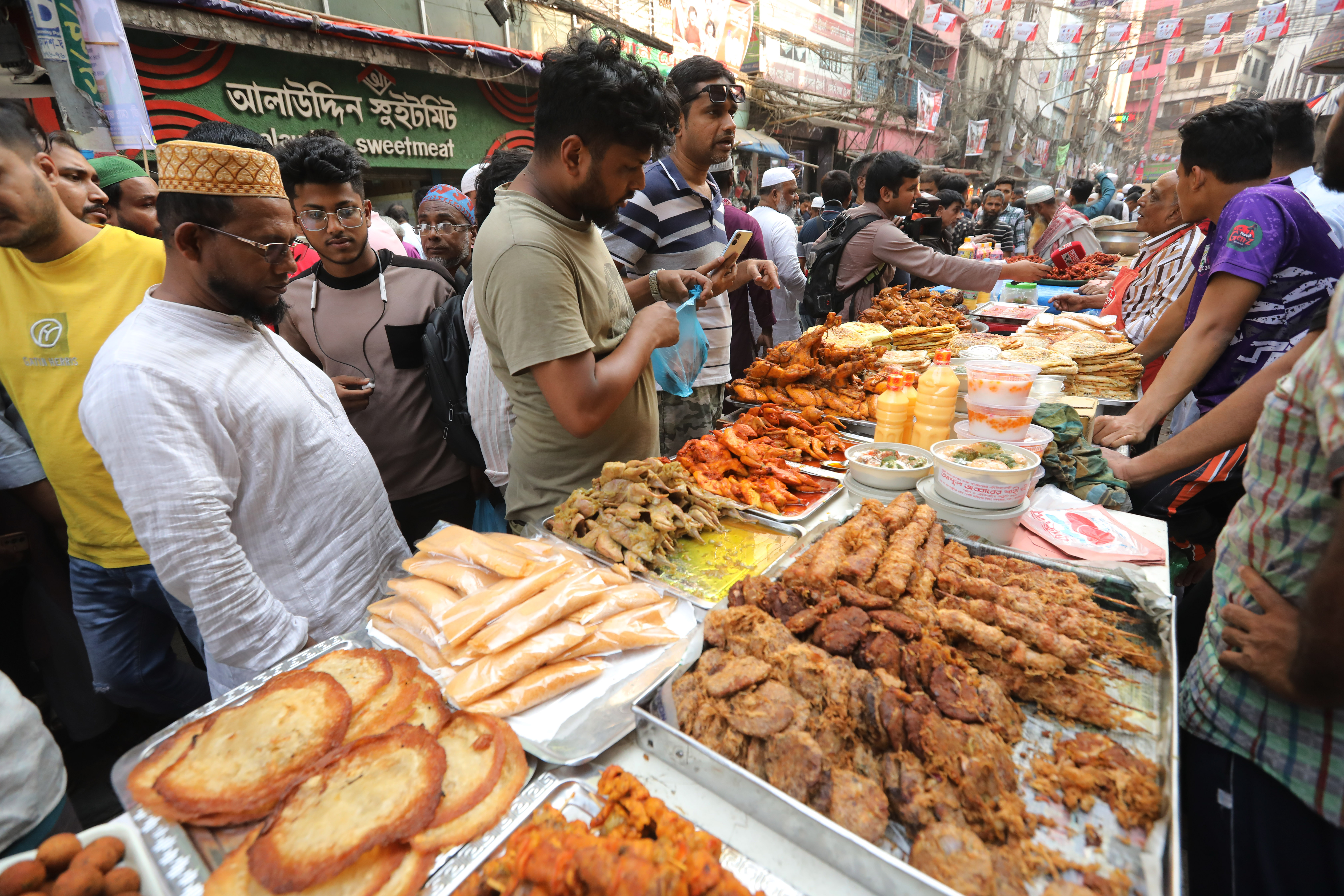 Chawkbazar iftar market