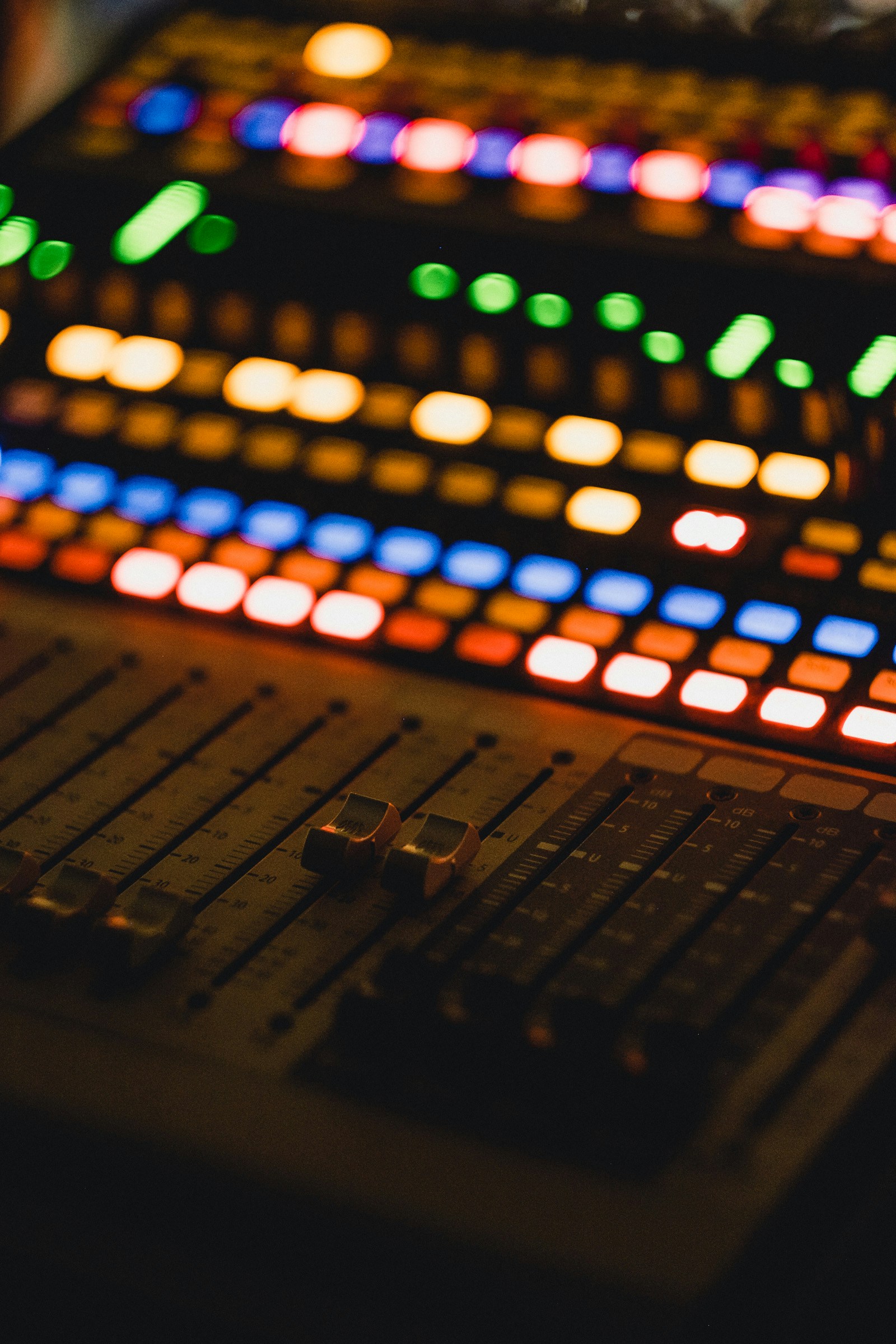 How Daniel Rahman turned Radio Foorti into Bangladesh's youth phenomenon     saso-tusar-qtggylug6cw-unsplash.jpg