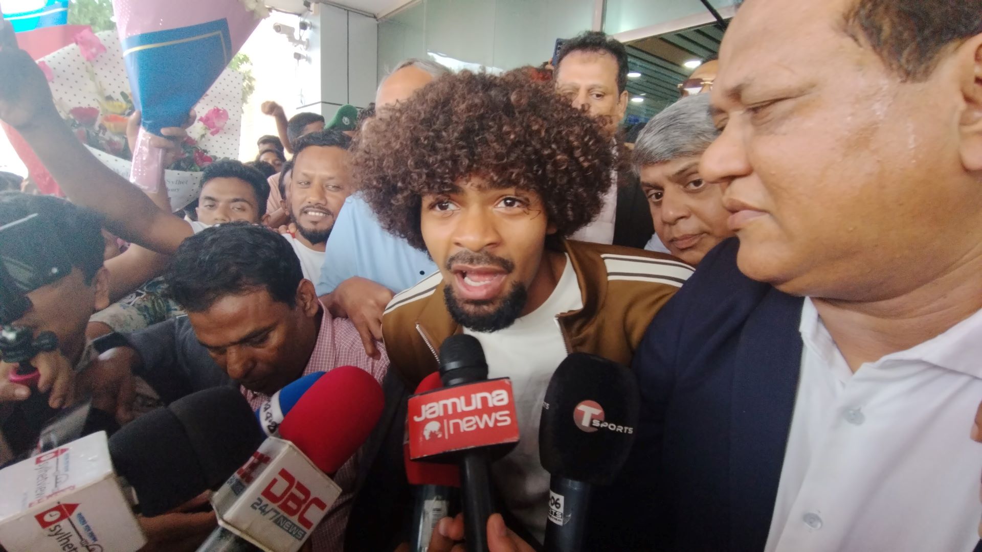 Hamza lands in Sylhet, en route to ancestral home