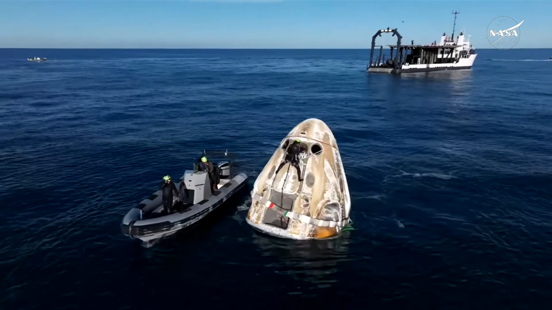 spacex_crew_dragon_spacecraft.png