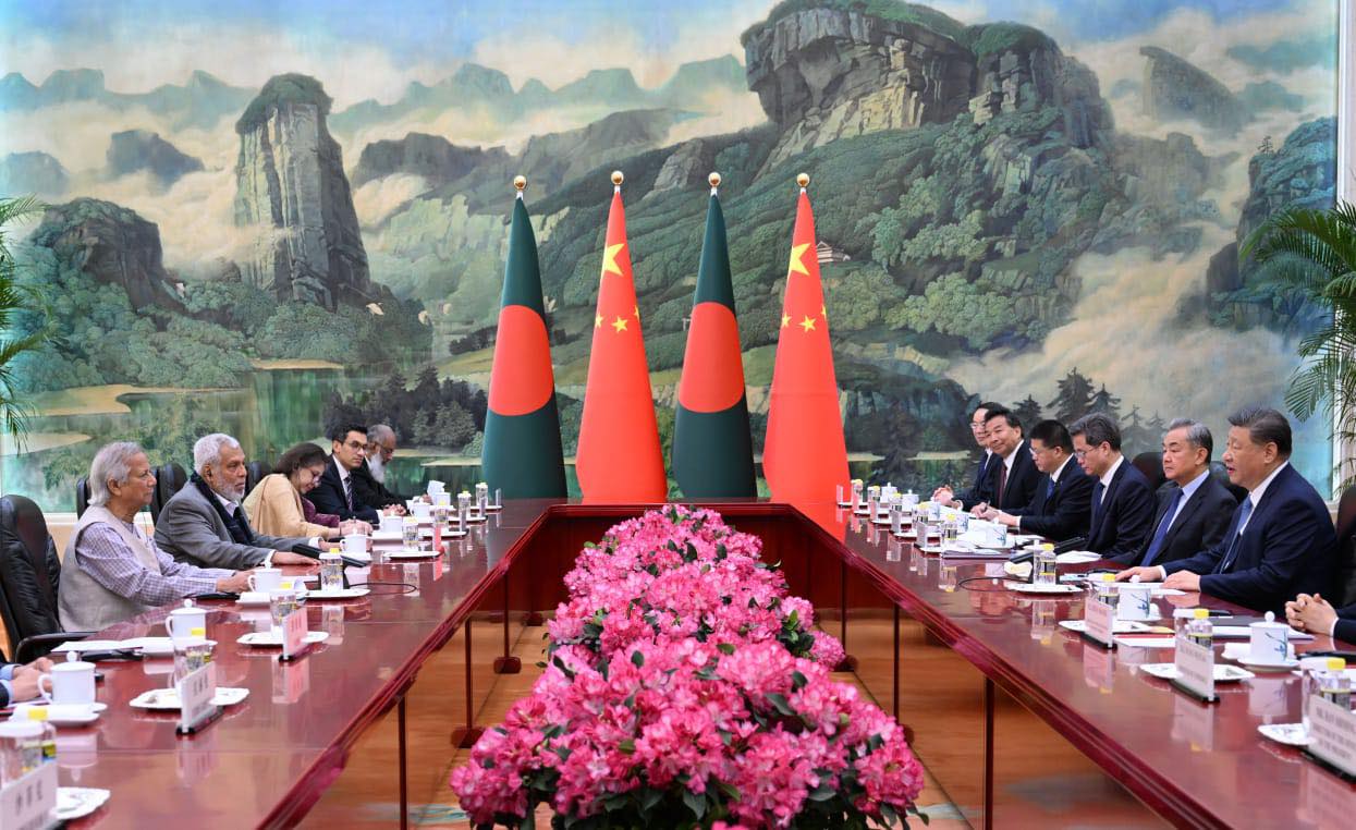 yunus-xi_2.jpg