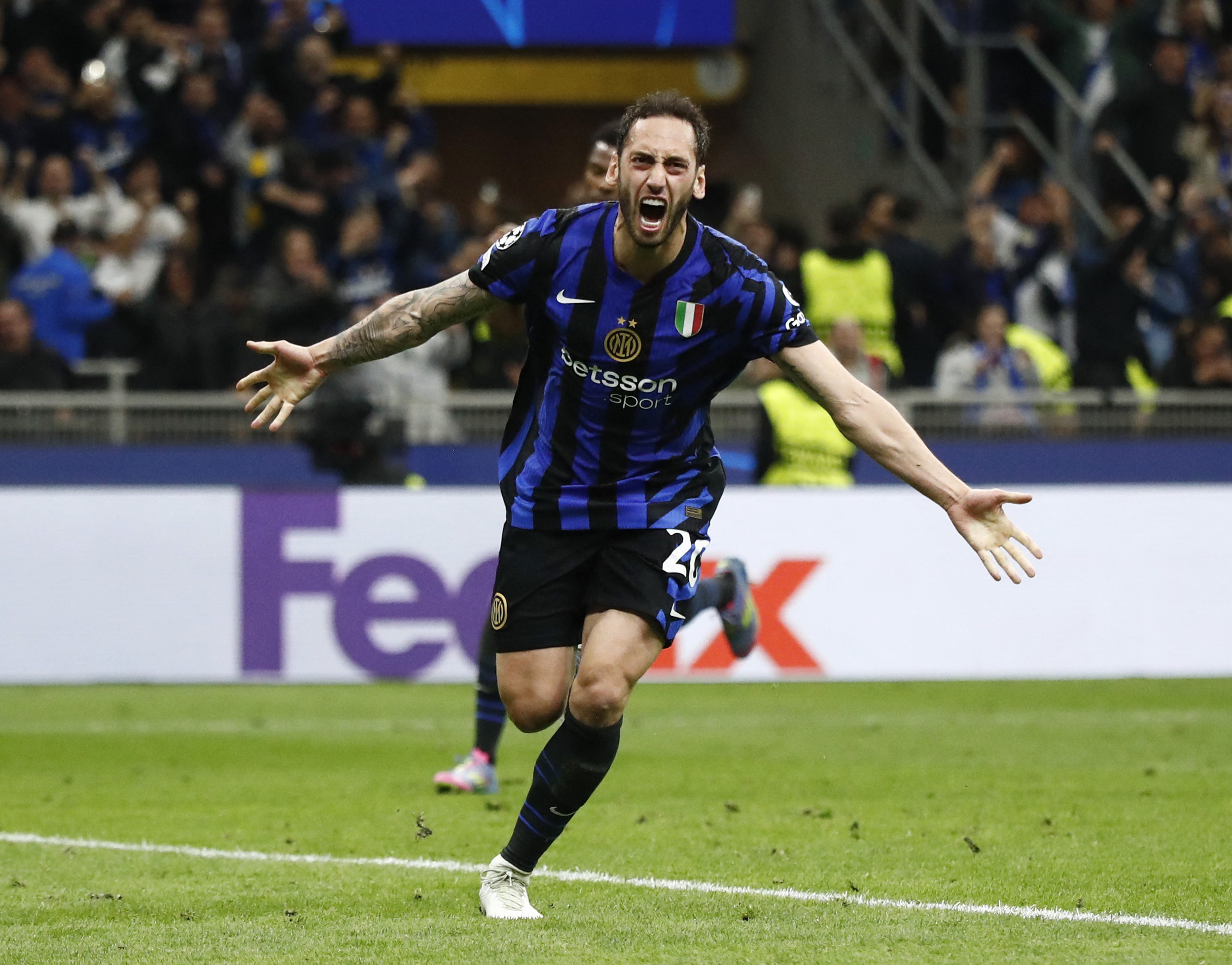 Calhanoglu.jpg