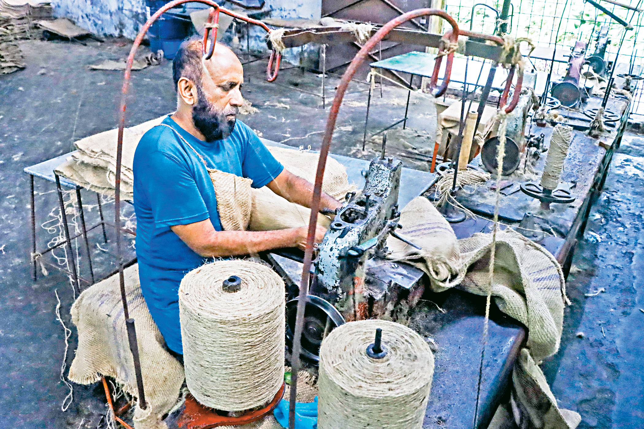 jute-mills-worker7.jpg