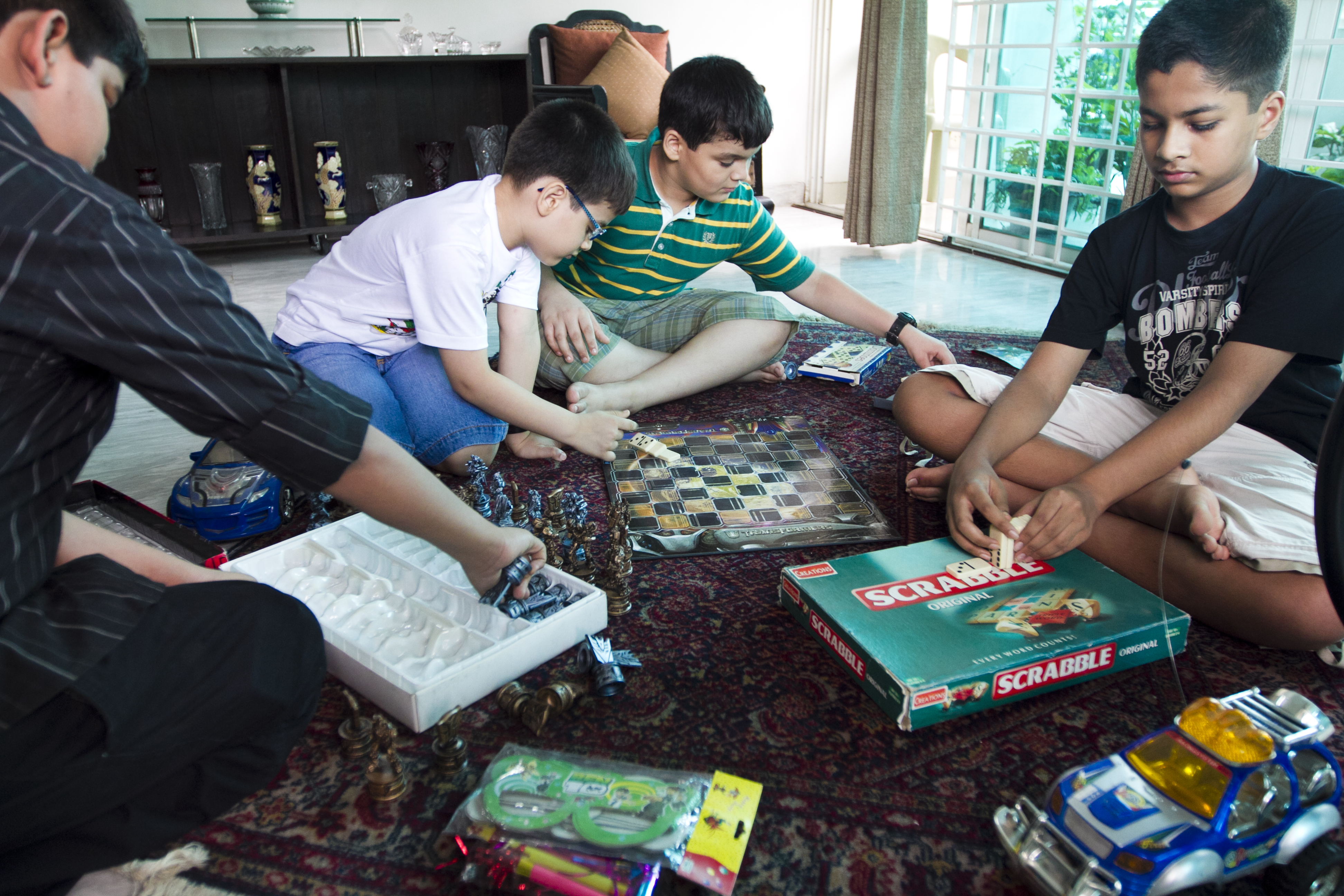 Hyperactive kids? 6 easy ways suggested by experienced parents