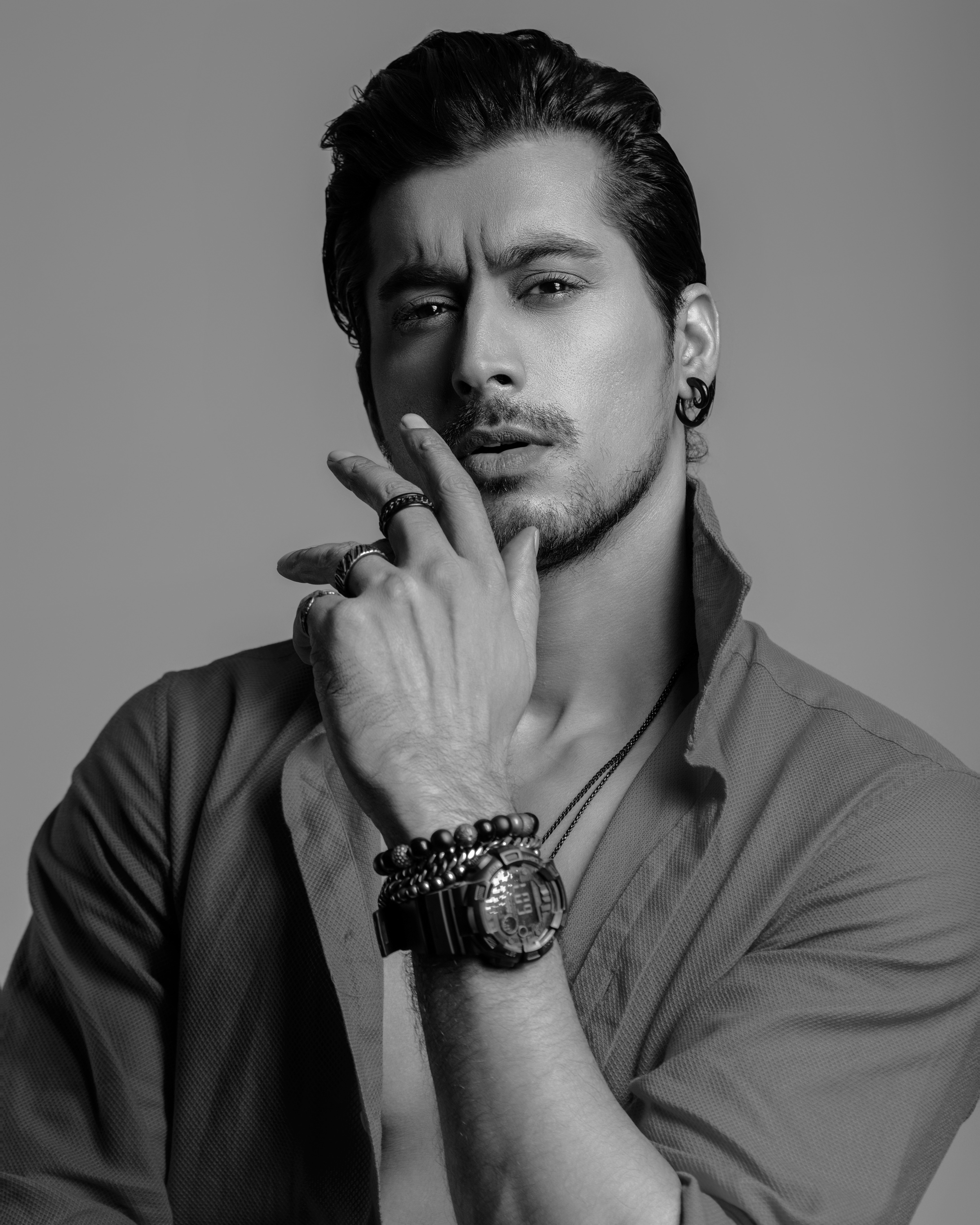 Unlock your style with these trending men’s accessories