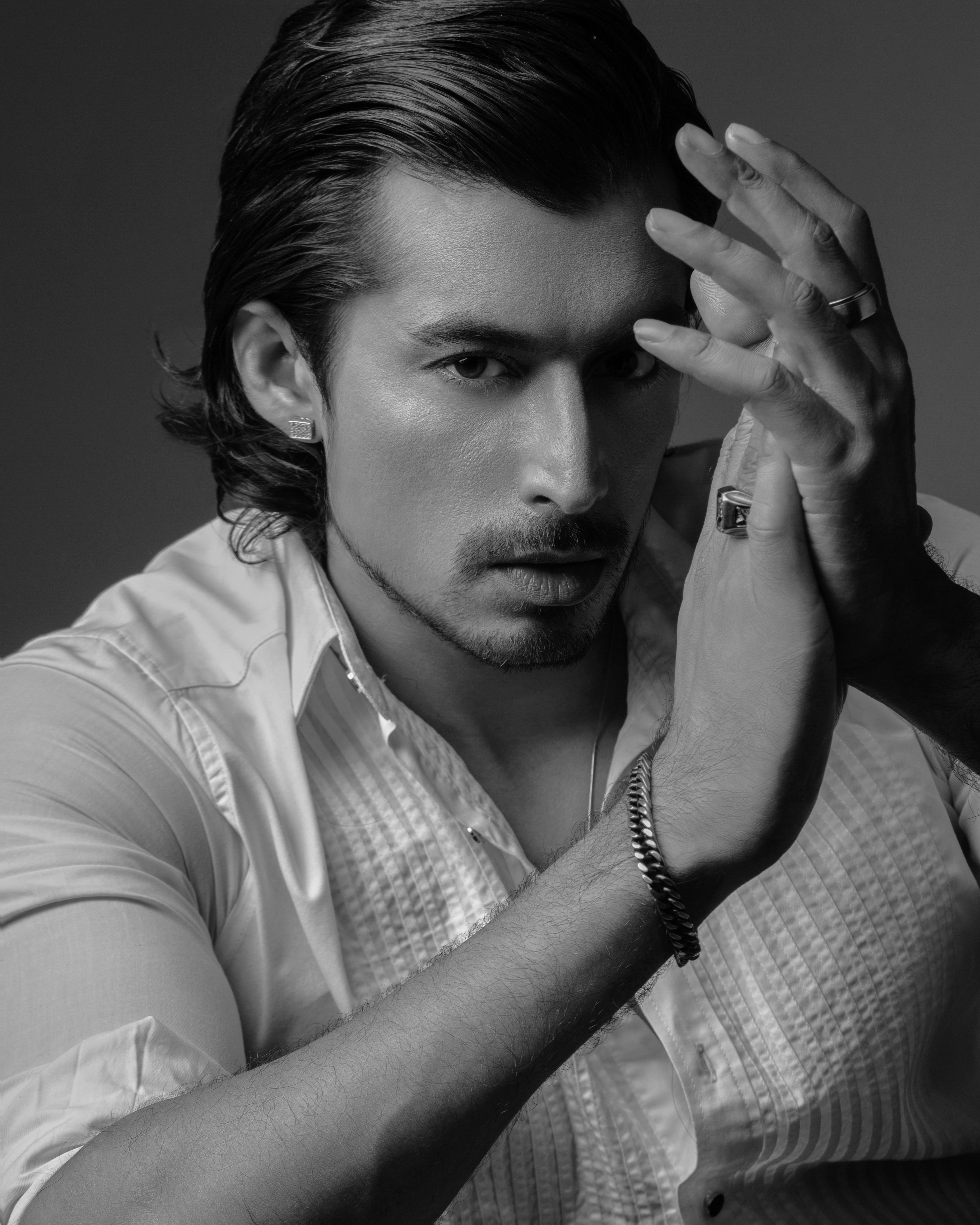 Unlock your style with these trending men’s accessories