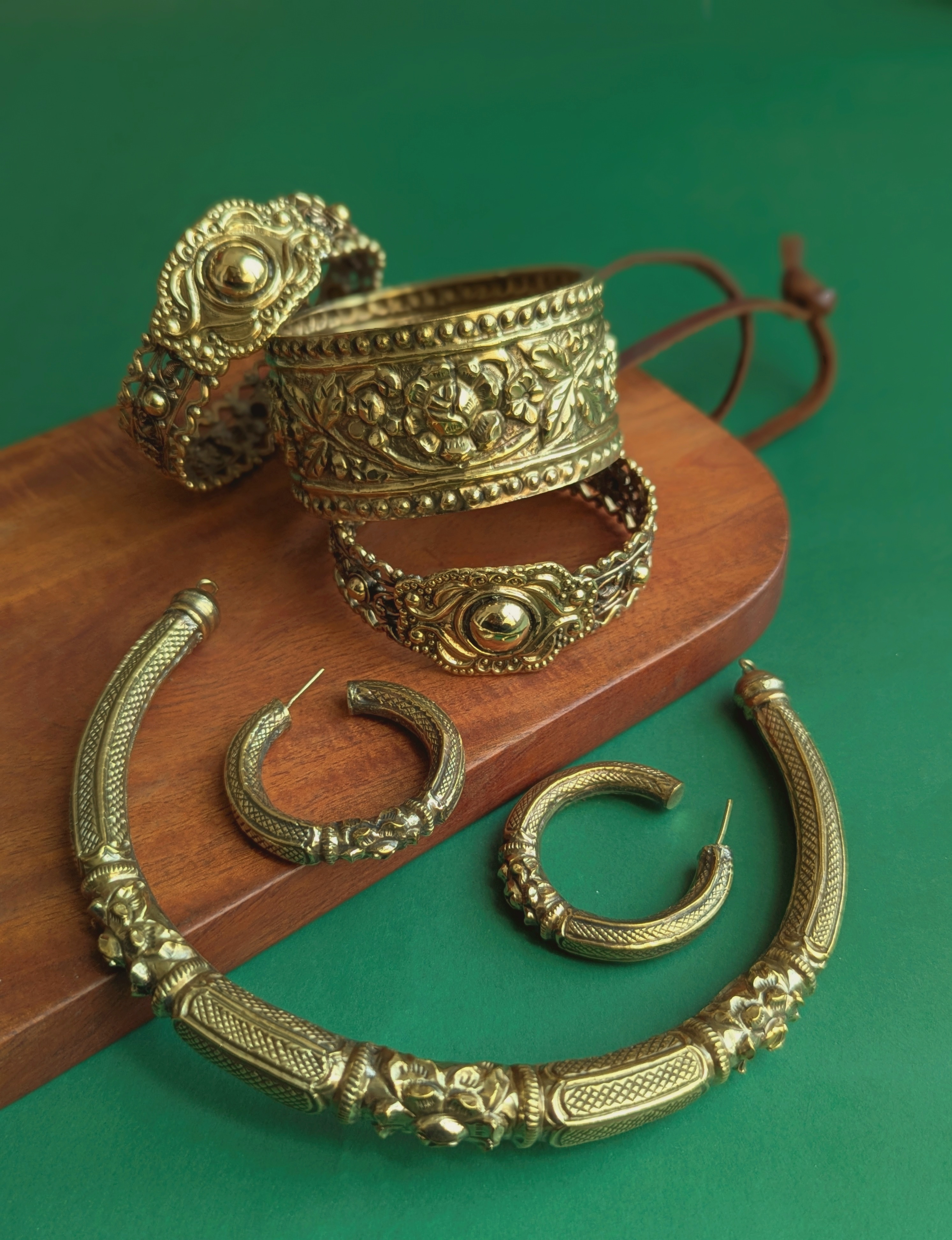 Why women still choose gold and golden colour over everything else