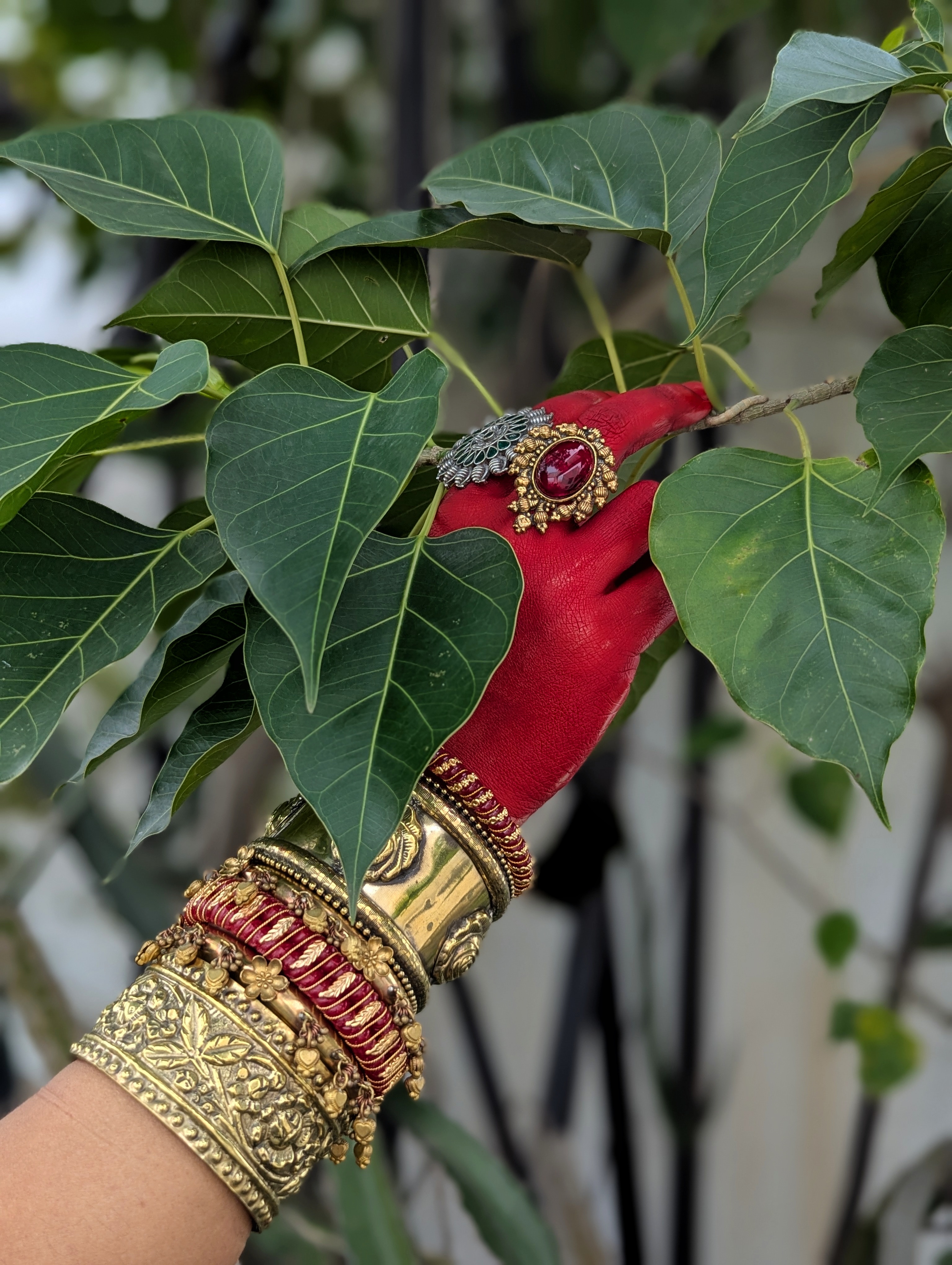 Why women still choose gold and golden colour over everything else