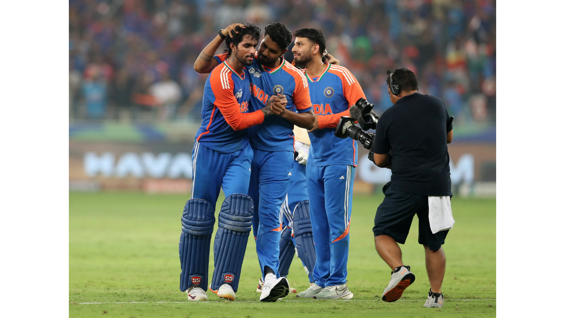India beat Pakistan to clinch record-extending ninth Asia Cup title