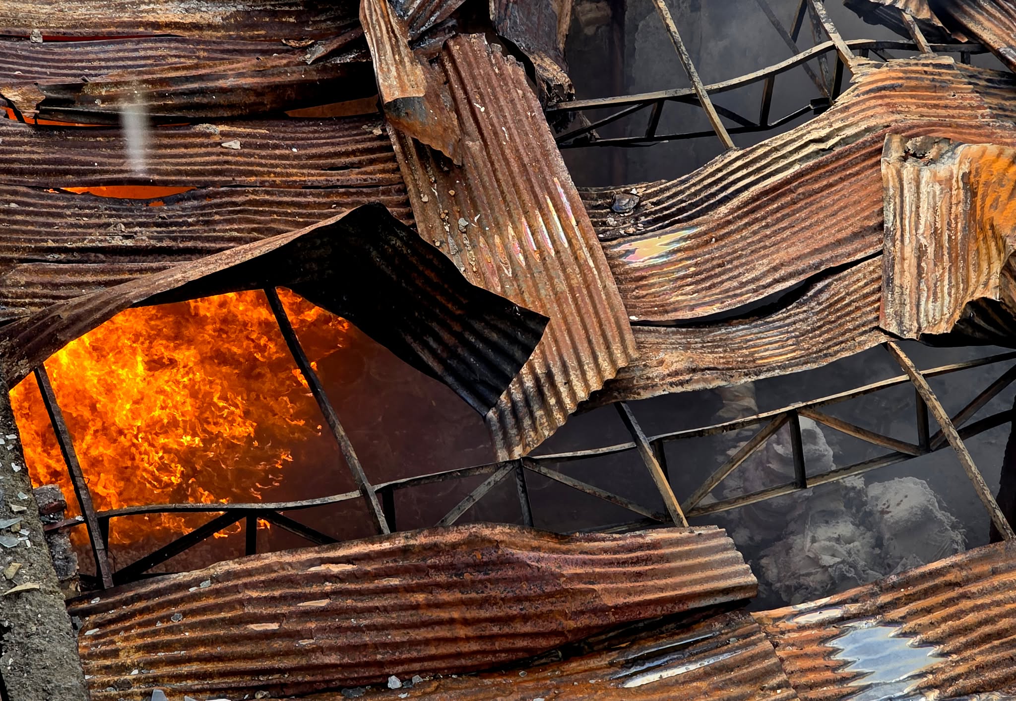 Toxic gas from chemical explosion caused instant deaths: Fire service