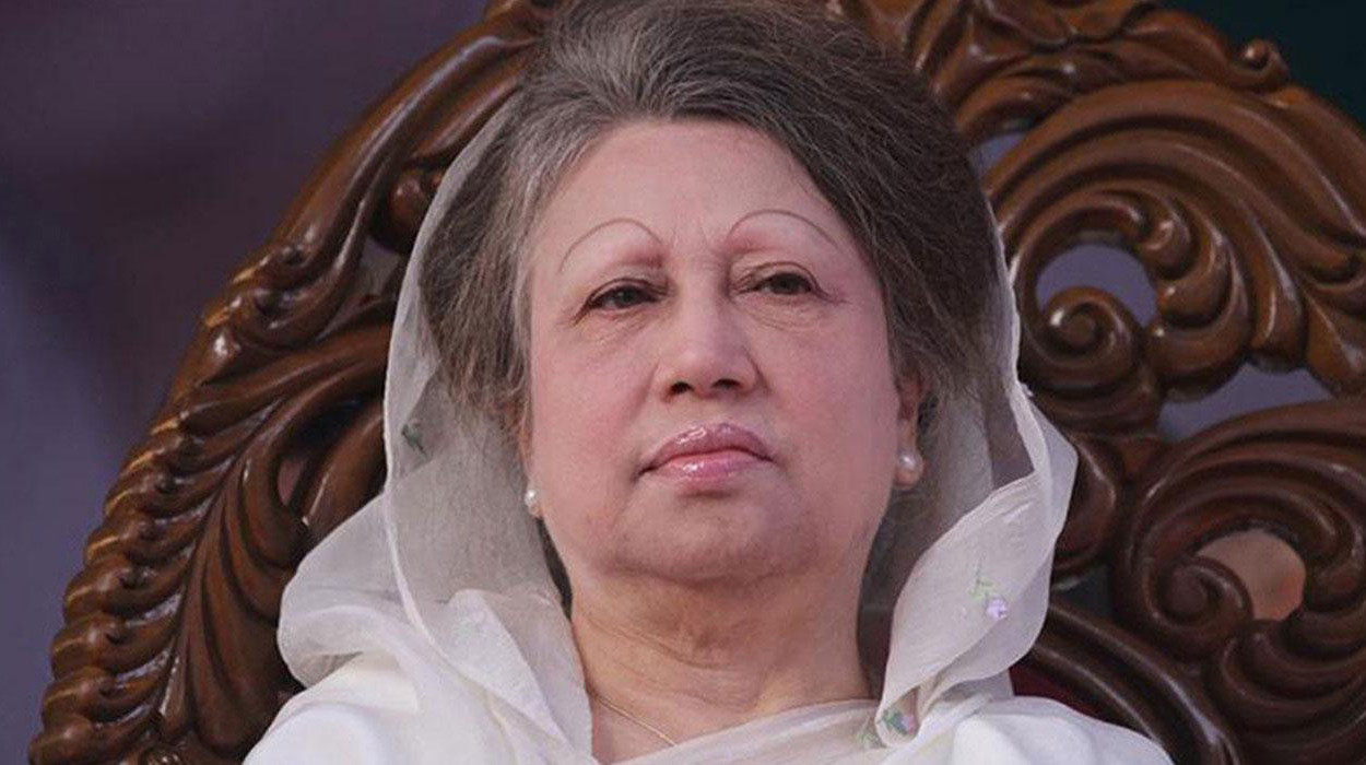 Khaleda expresses condolences in Uttara jet crash