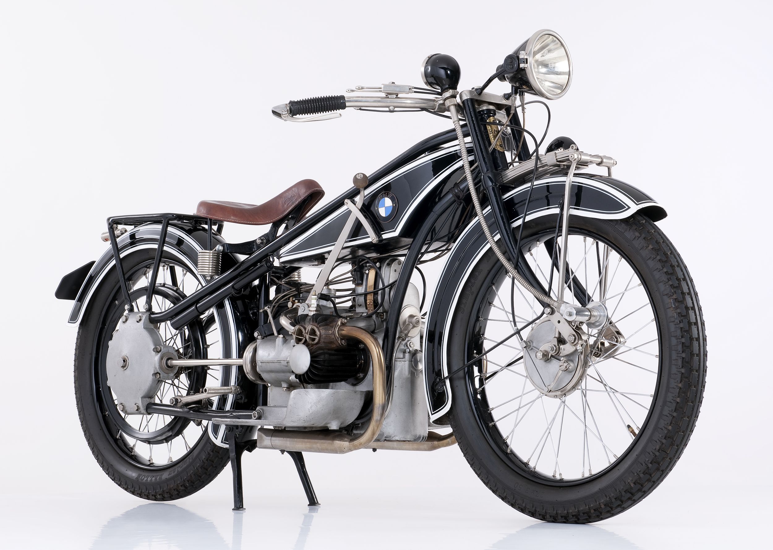 0_bmw_r32.jpg