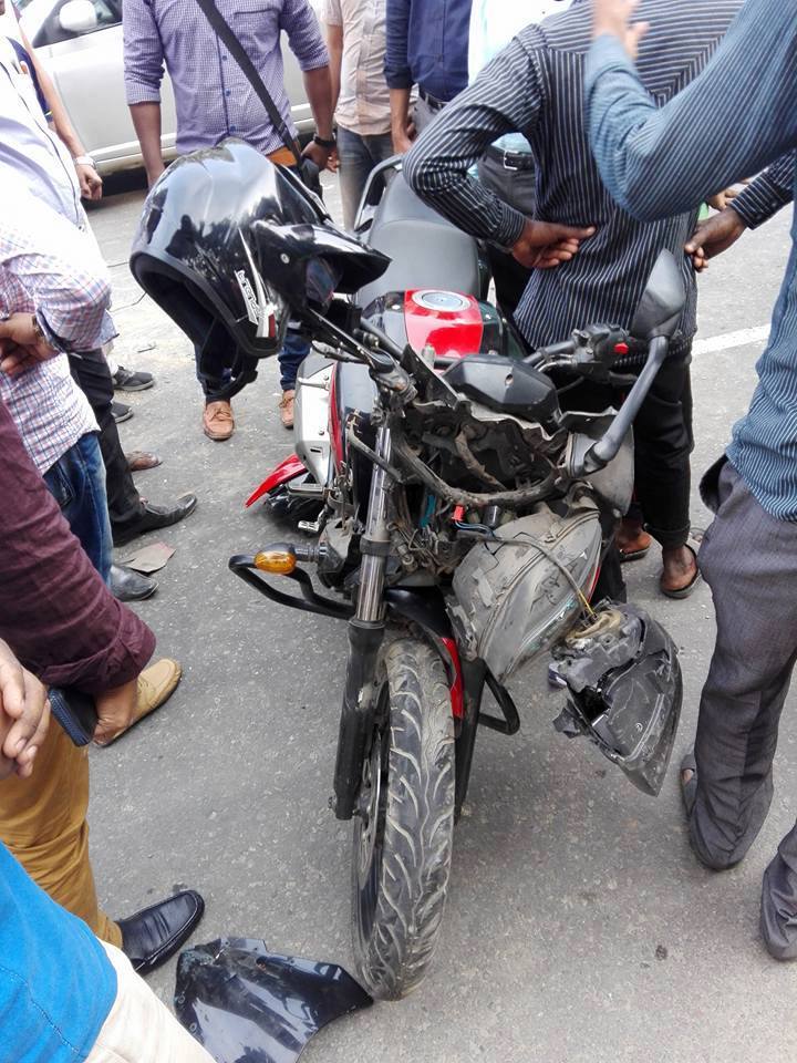 Banani road accident