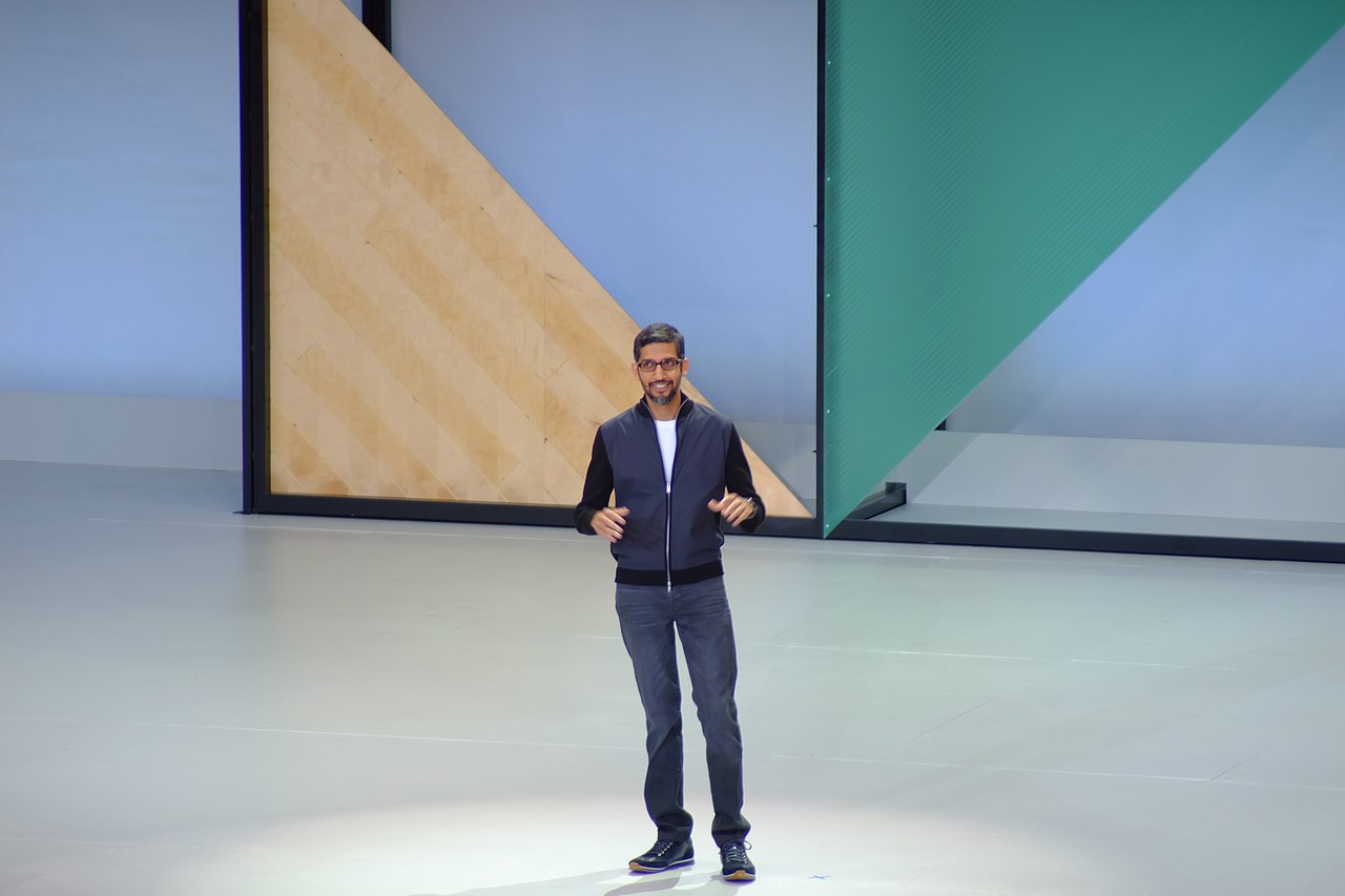 1280px-sundar_pichai_at_google_io_2017_keynote.jpg