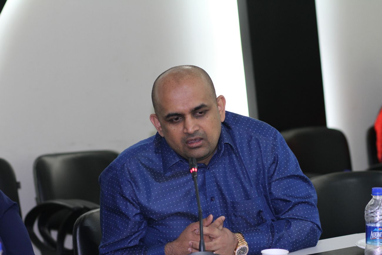 18_mike_kazi.jpg