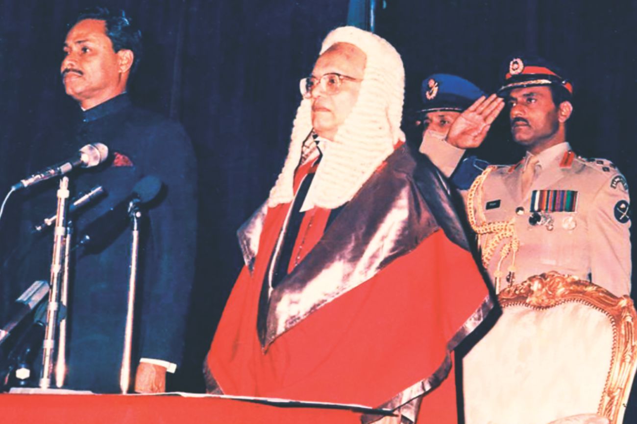 Hussein Muhammad Ershad's oath-taking ceremony in 1986
